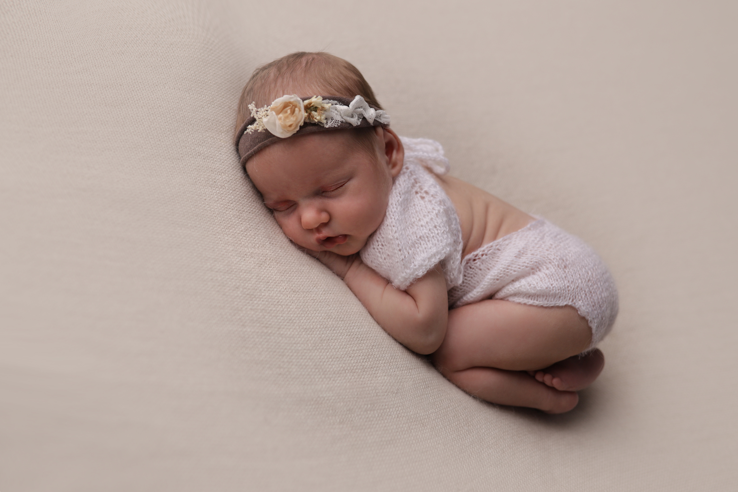 Есения 17 дней. Фотограф новорожденных Екатеринбург