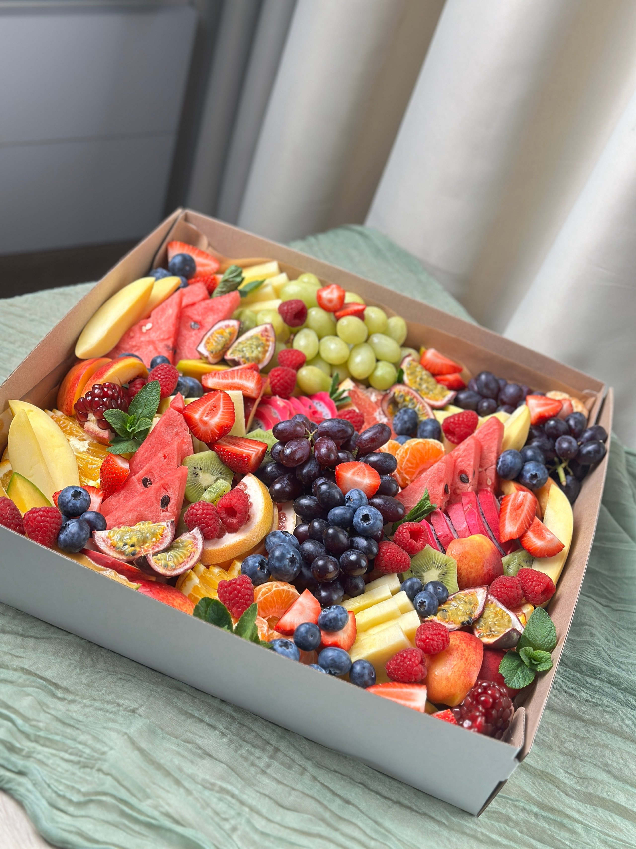 ГастроБоксы. Выездной кейтеринг, съедобные букеты, торты и сладости на заказ