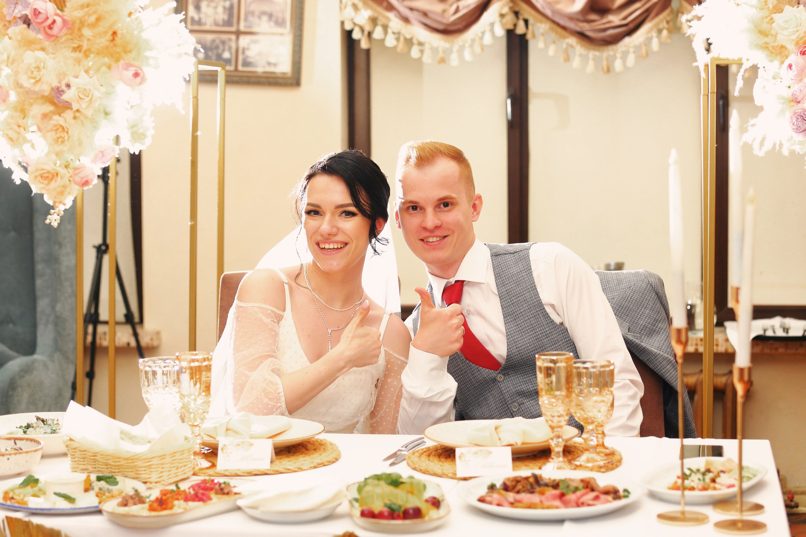 Съемка пары в отеле, на природе, в городе. Свадебный и репортажный фотограф в Ярославле и Санкт-Петербурге Роман Микрюков