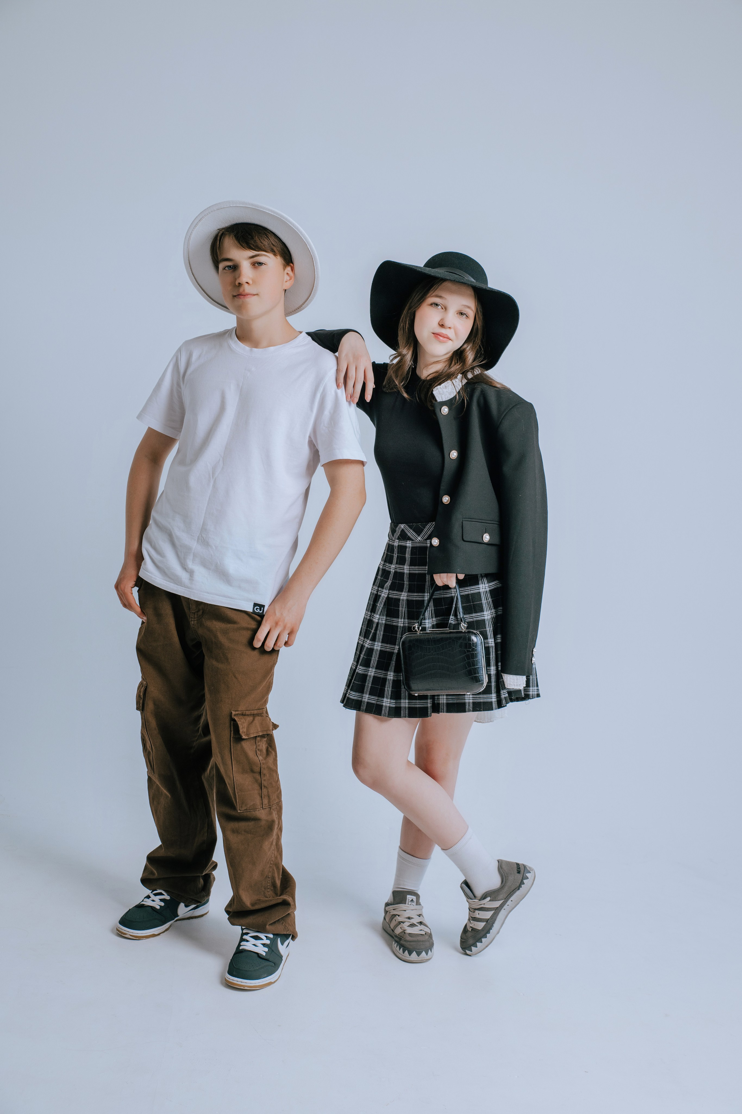 Гимназия им. Сайбеля — Выпуск 2024, 9 класс. Фотограф Ярмишко Дарья. Выпускные фотокниги