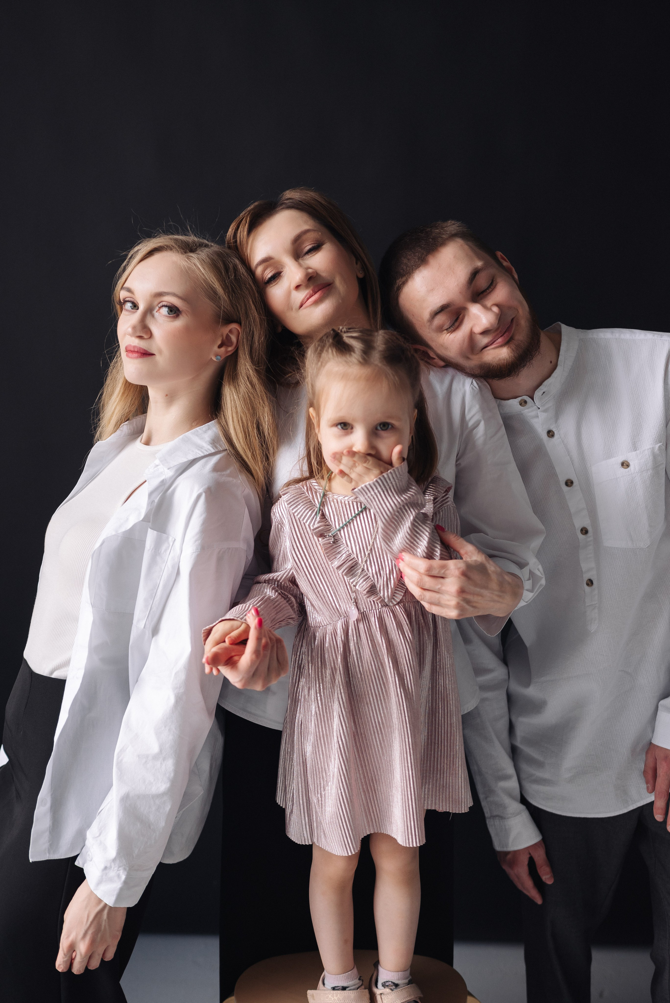 Семейная фотография. Фотограф новорожденных в Иваново Виктория Судницына