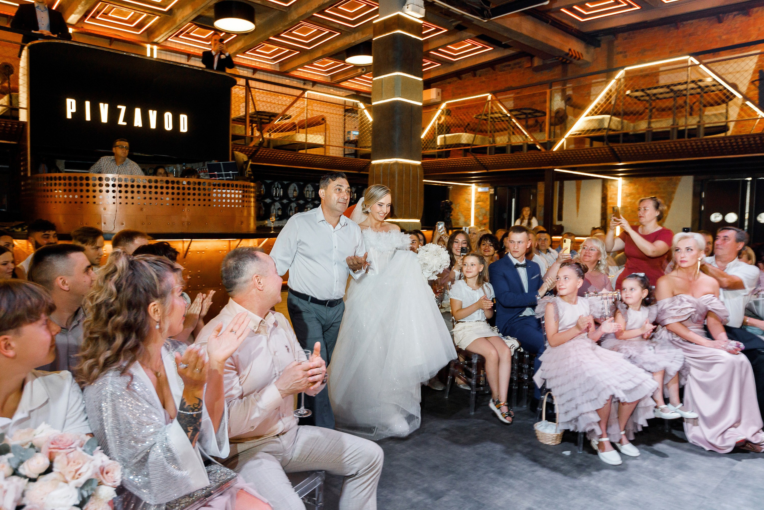 Портфолио | Свадебные истории. Свадебный, репортажный фотограф в городе Вологда и Череповец Эндрю Грек