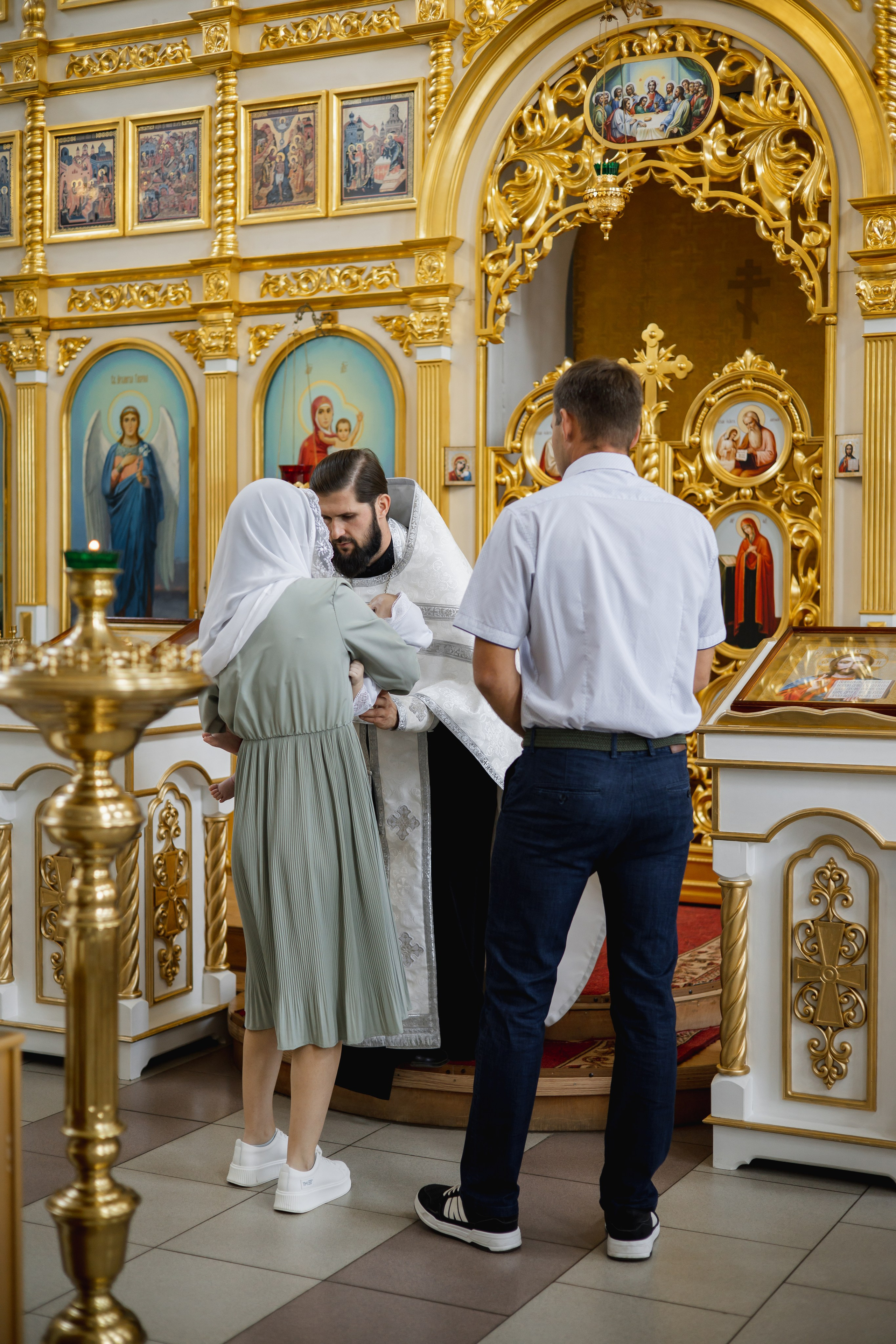 Крещение Ивана в Храме Святой Троицы Живоначальной. Свадебный и семейный фотограф Ольга Разрядова