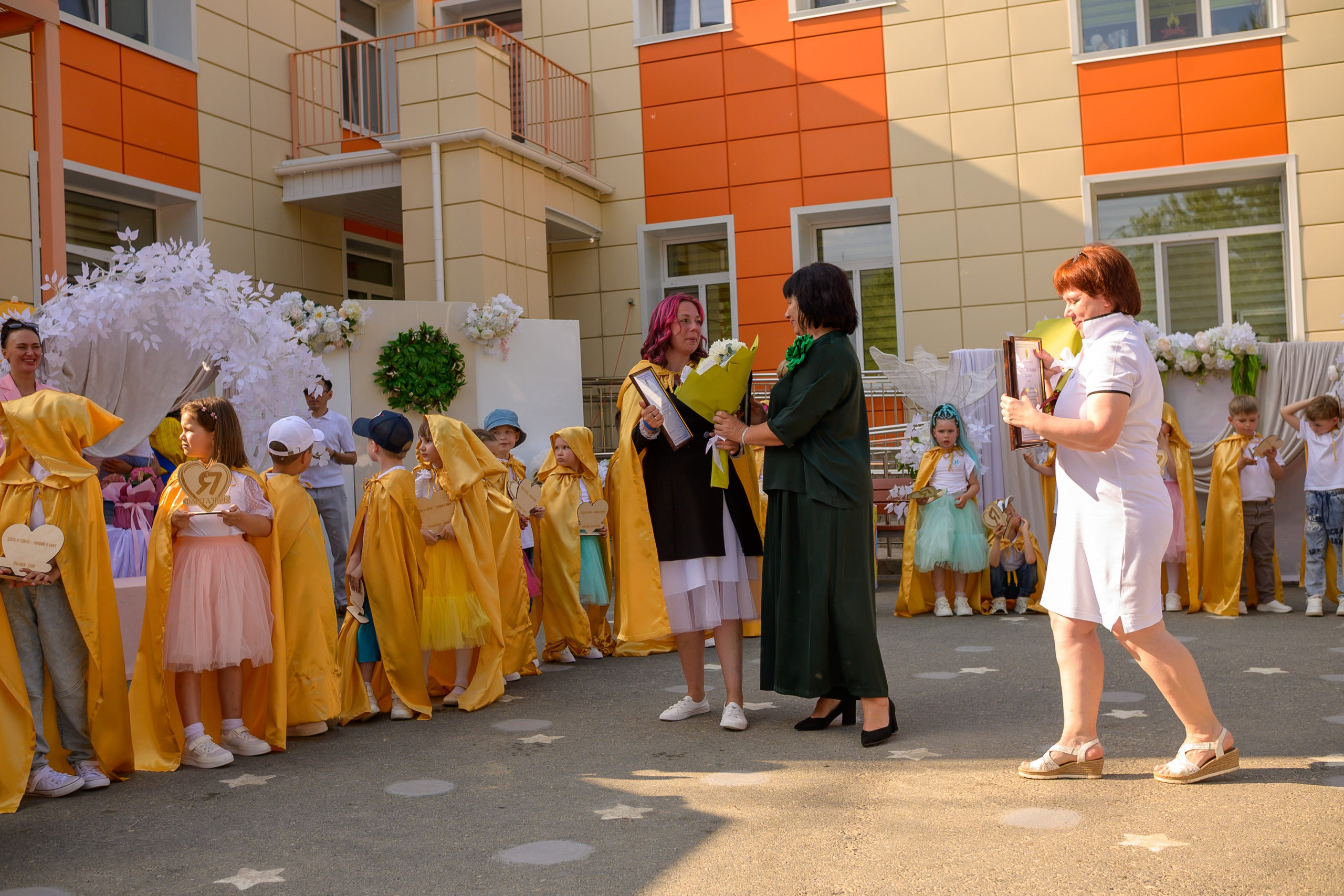 Репортаж выпускного группа «Фантазёры» 3 садик. Фотограф новорожденных, семейный детский в Тюмени Татьяна Морозова