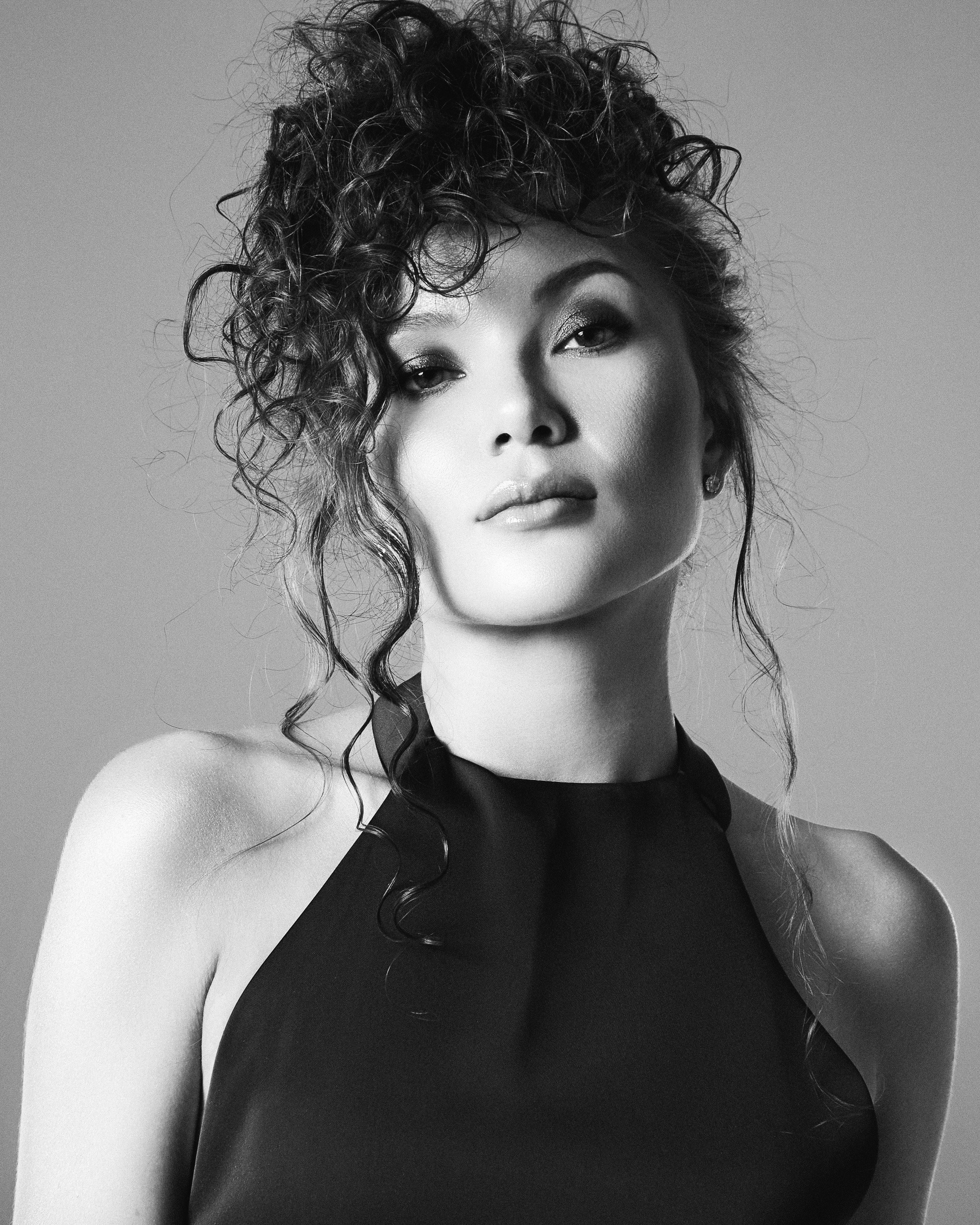 INDIVIDUAL & CREATIVE. VERONIKA TIKHOMIROVA | PHOTOGRAPHER