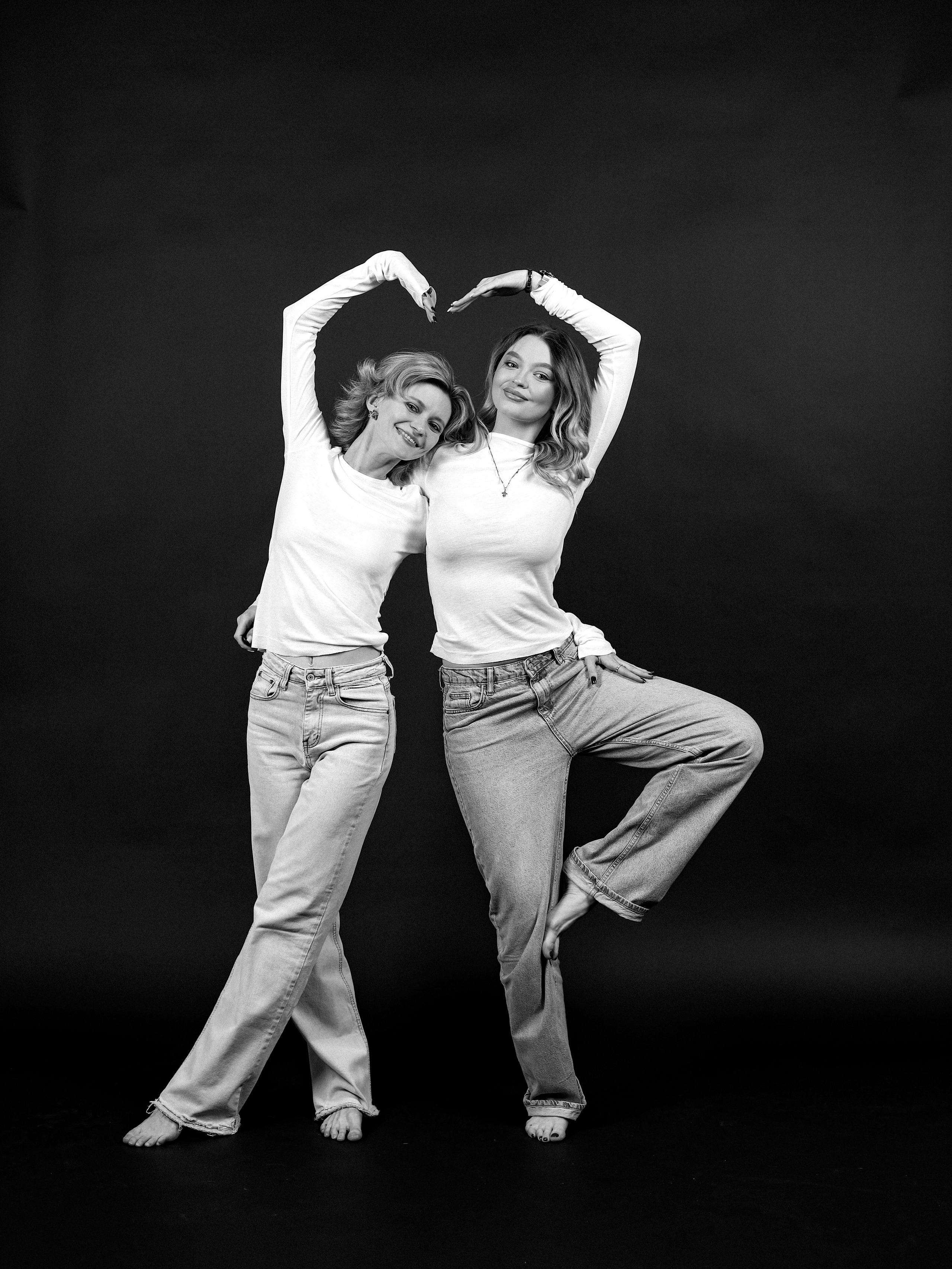 Дарья и Анна. Фотостудия без фотографа Чехов. Первая студия автопортрета в Чехове