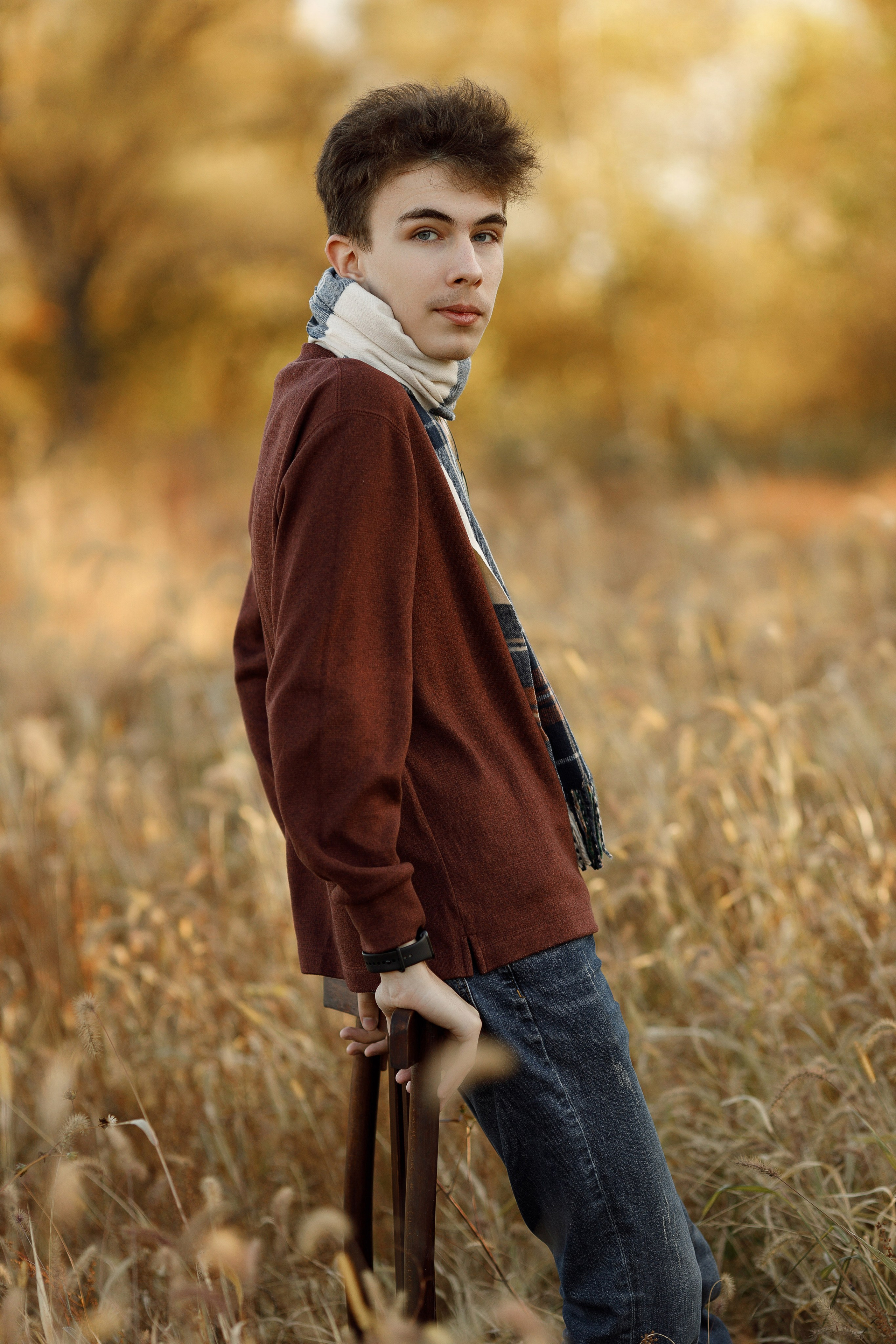 Осень 11 класс (съемка в поле). Photoalbum-vl.ru