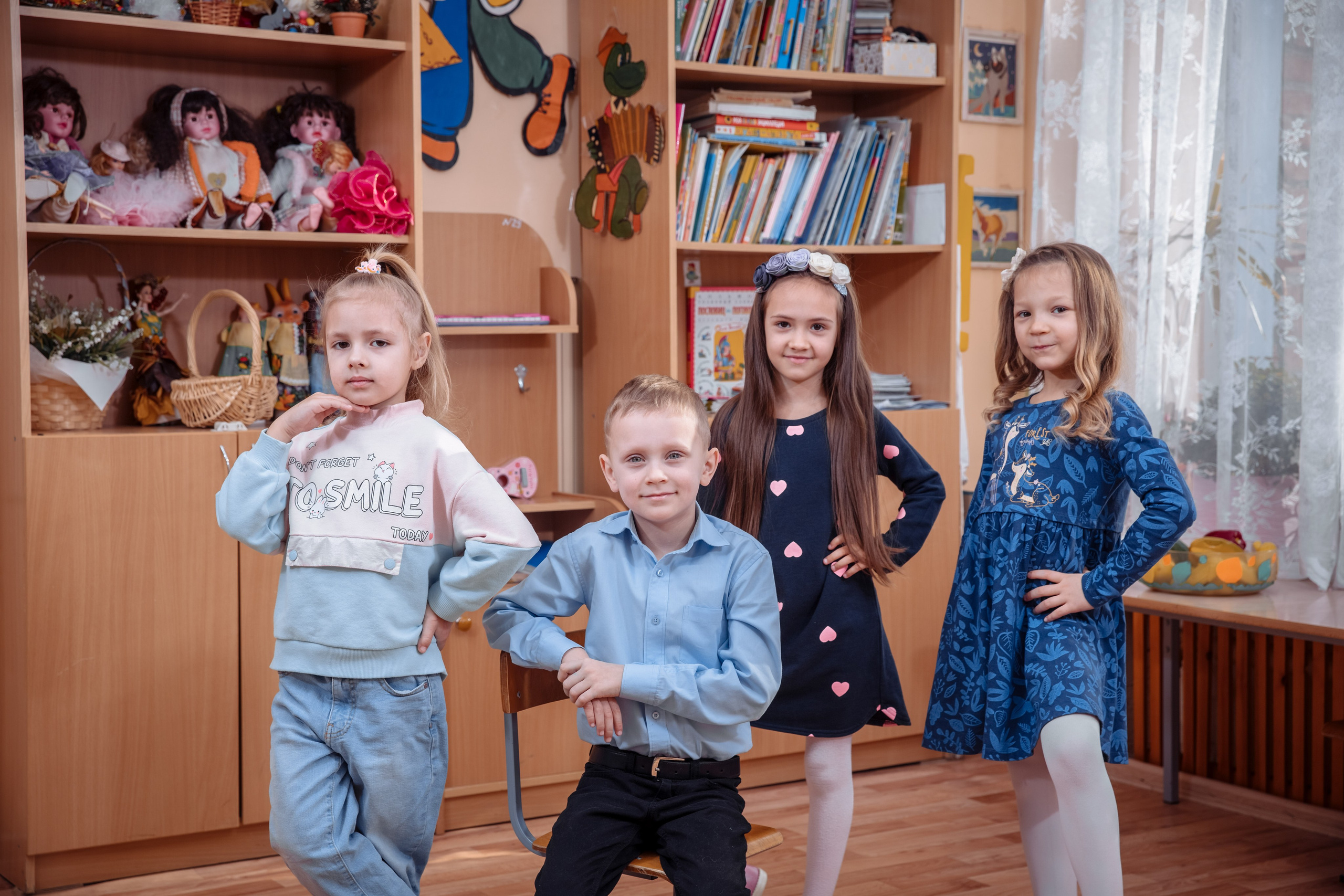 Детские сады. Выпускные школьные фото­альбомы для школ и детских садов в Волгограде и Волжском