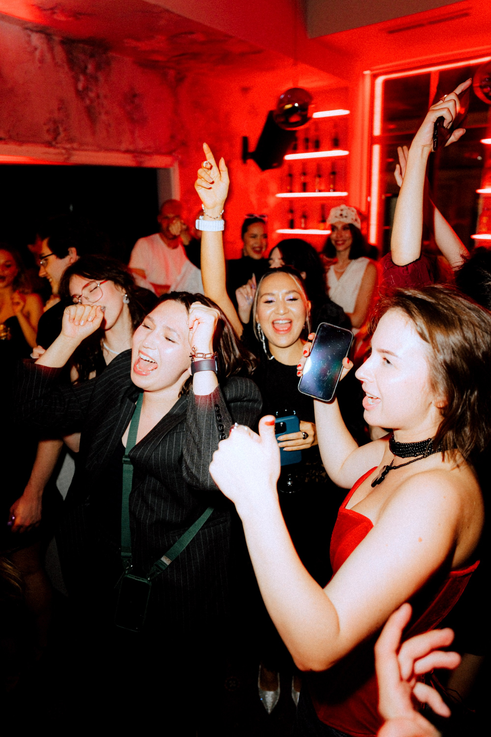 Red Birthday Party in Sol x Magneto. Костя Жуков — фотограф в Москве