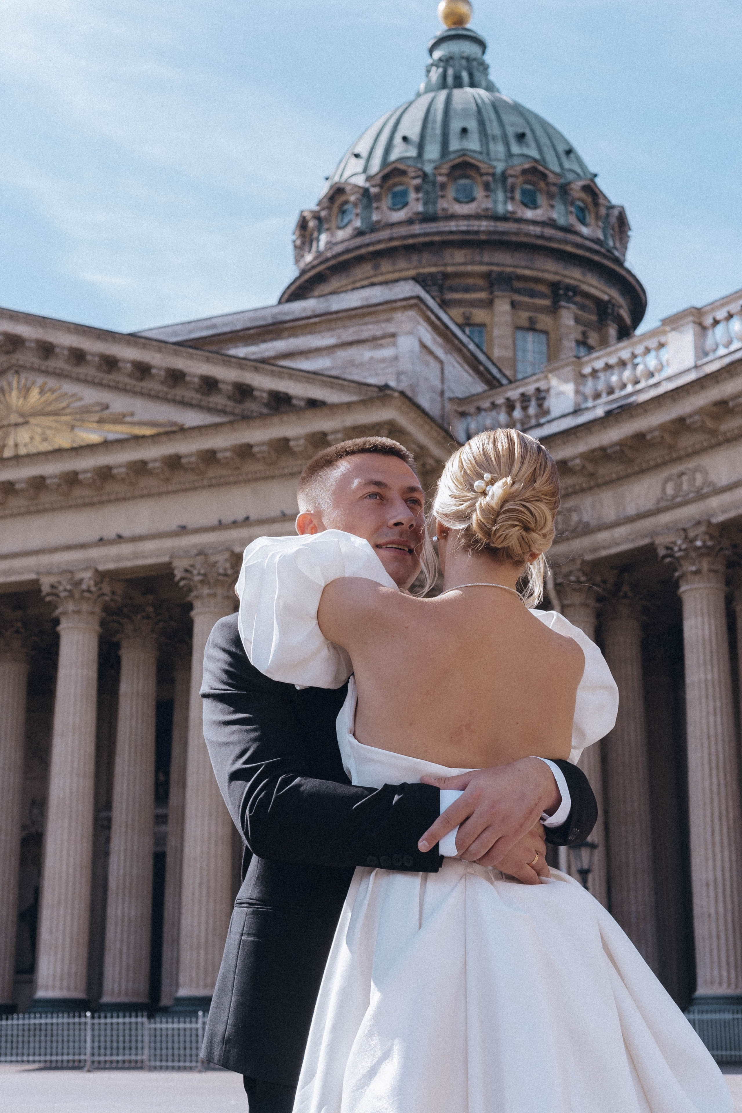 СВАДЕНБНАЯ СЬЕМКА НА КАТЕРЕ ПО КАНАЛАМ САНКТ-ПЕТЕРБУРГА И В АКВАТОРИИ НЕВЫ. Профессиональный фотограф, Санкт-Петербург — Виктория Богомолова