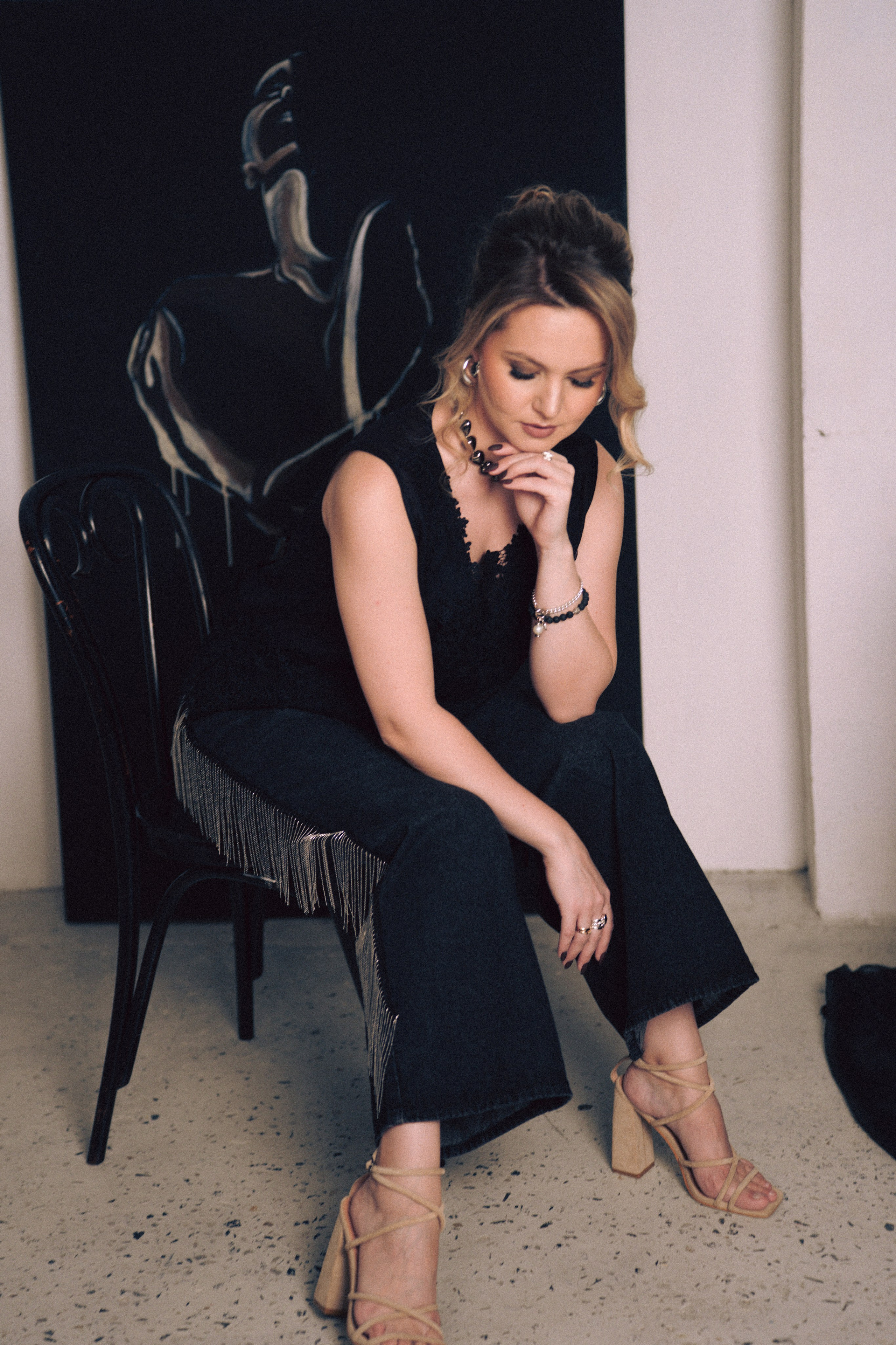 НОВОГОДНЯЯ ФОТОСЕСИИЯ В СТУДИИ ДЛЯ ДЕВУШКИ И ПРОГУЛКА ПО ЧЕРНЫШЕВСКОЙ. Профессиональный фотограф, Санкт-Петербург — Виктория Богомолова