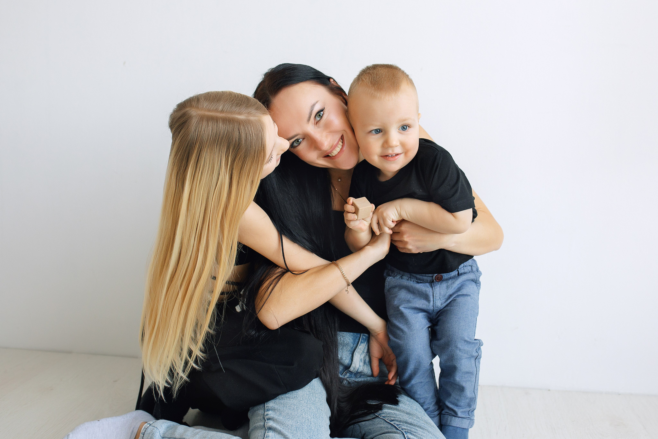 МЛАДЕНЦЫ СЕМЬЯ студия. Фотограф новорожденных Оксана Полевская