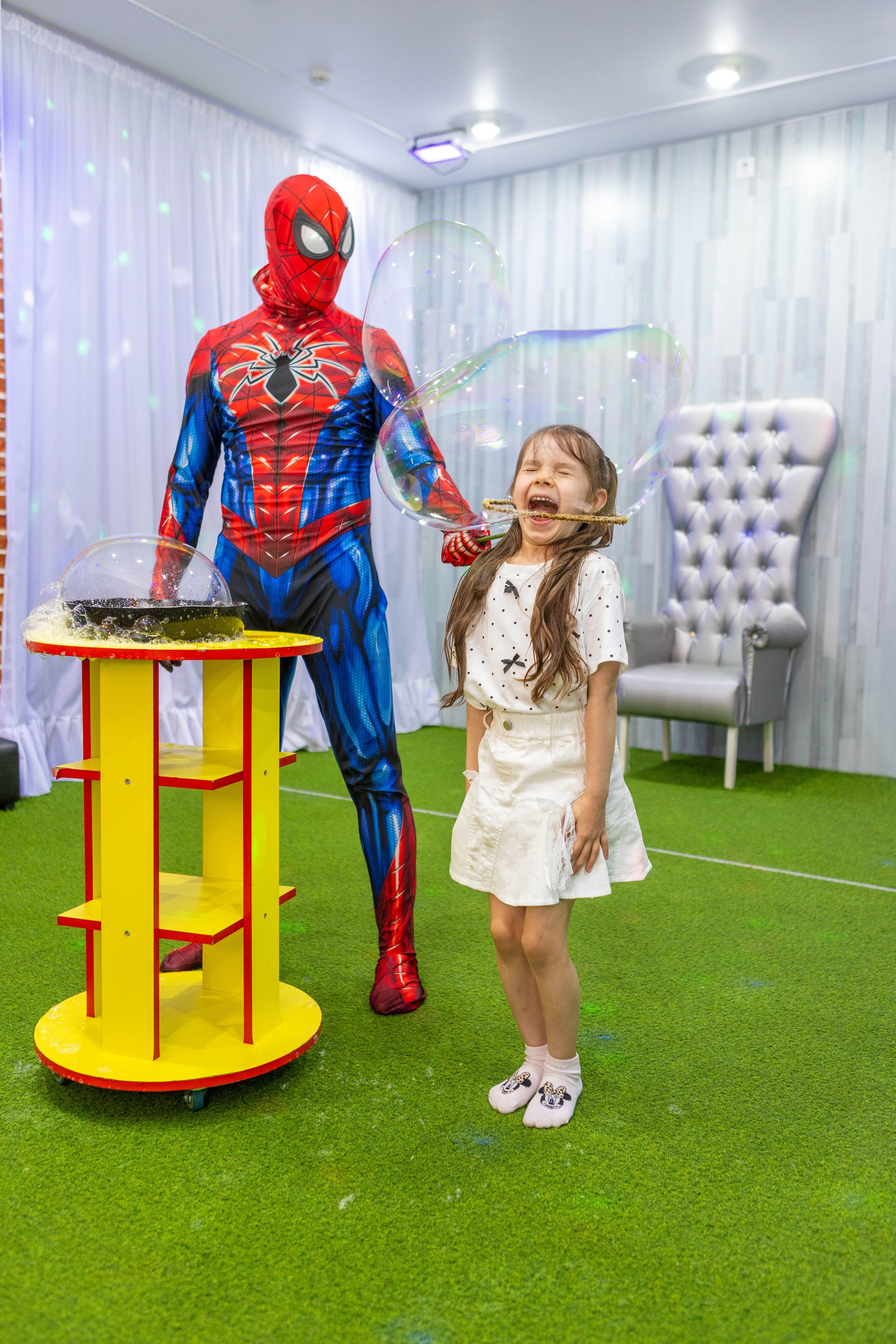 «Супергеройская вечеринка». Свадебный и предметный фотограф Ренат Каламперов