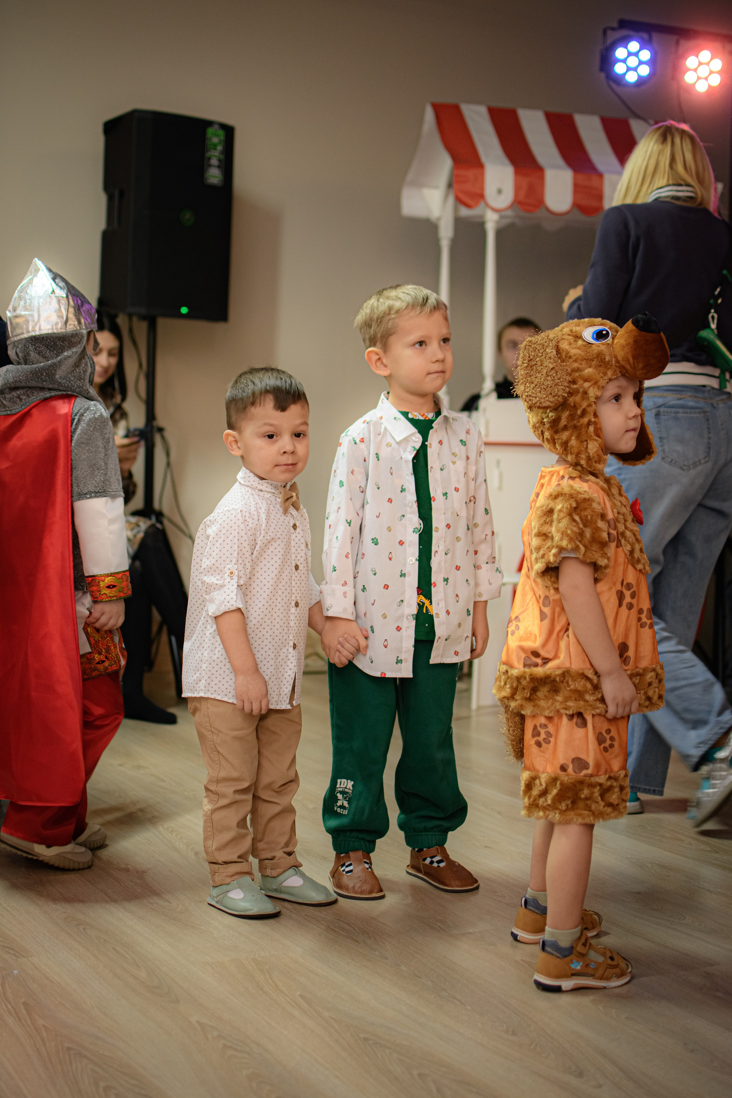 HAPPY NEW YEAR. Photokarish