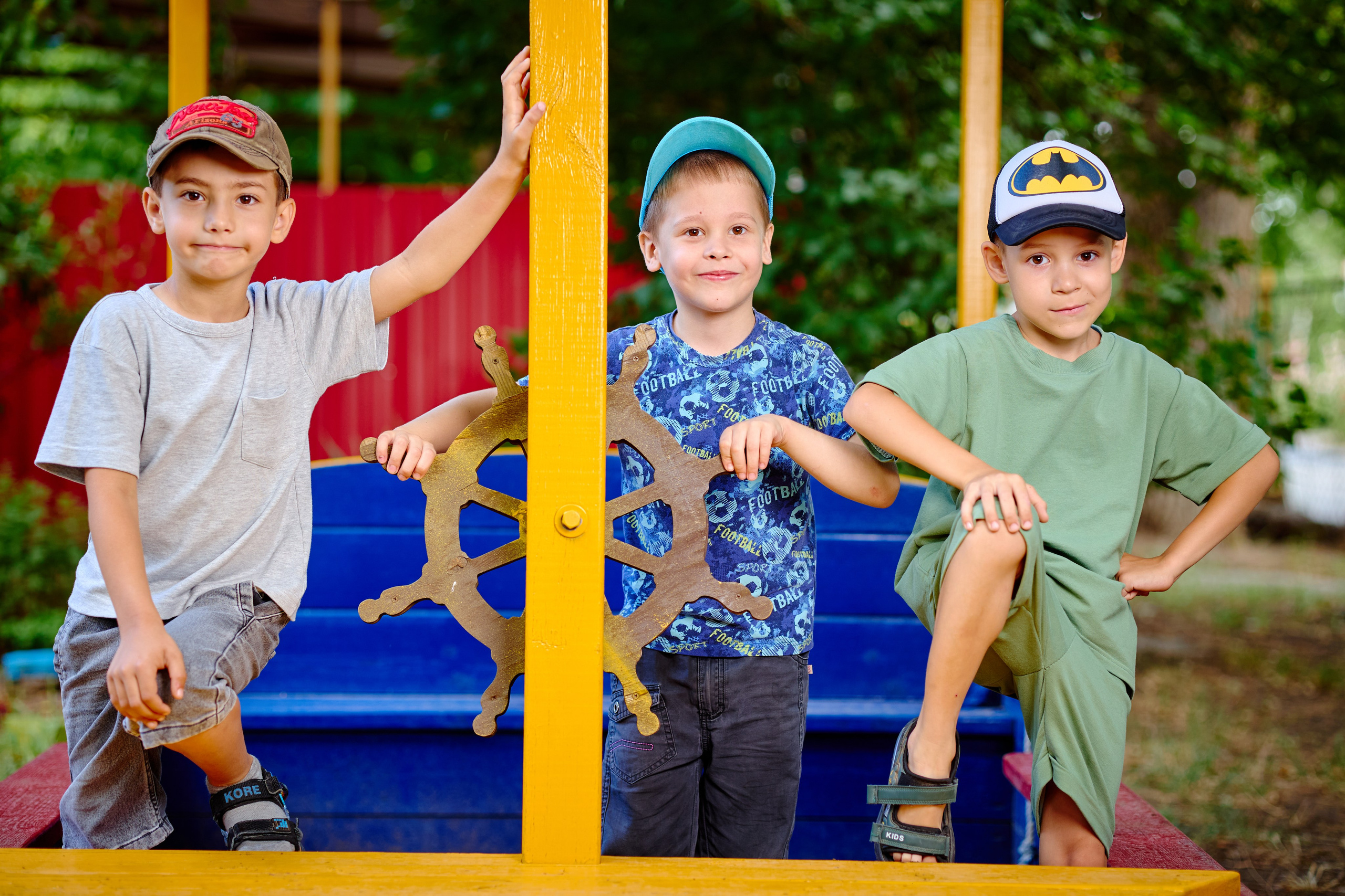 Пример летней съемки в детском саду № 92 Старшая группа Радуга. Фотограф Выпускные альбомы Таганрог Сергей Коробченко