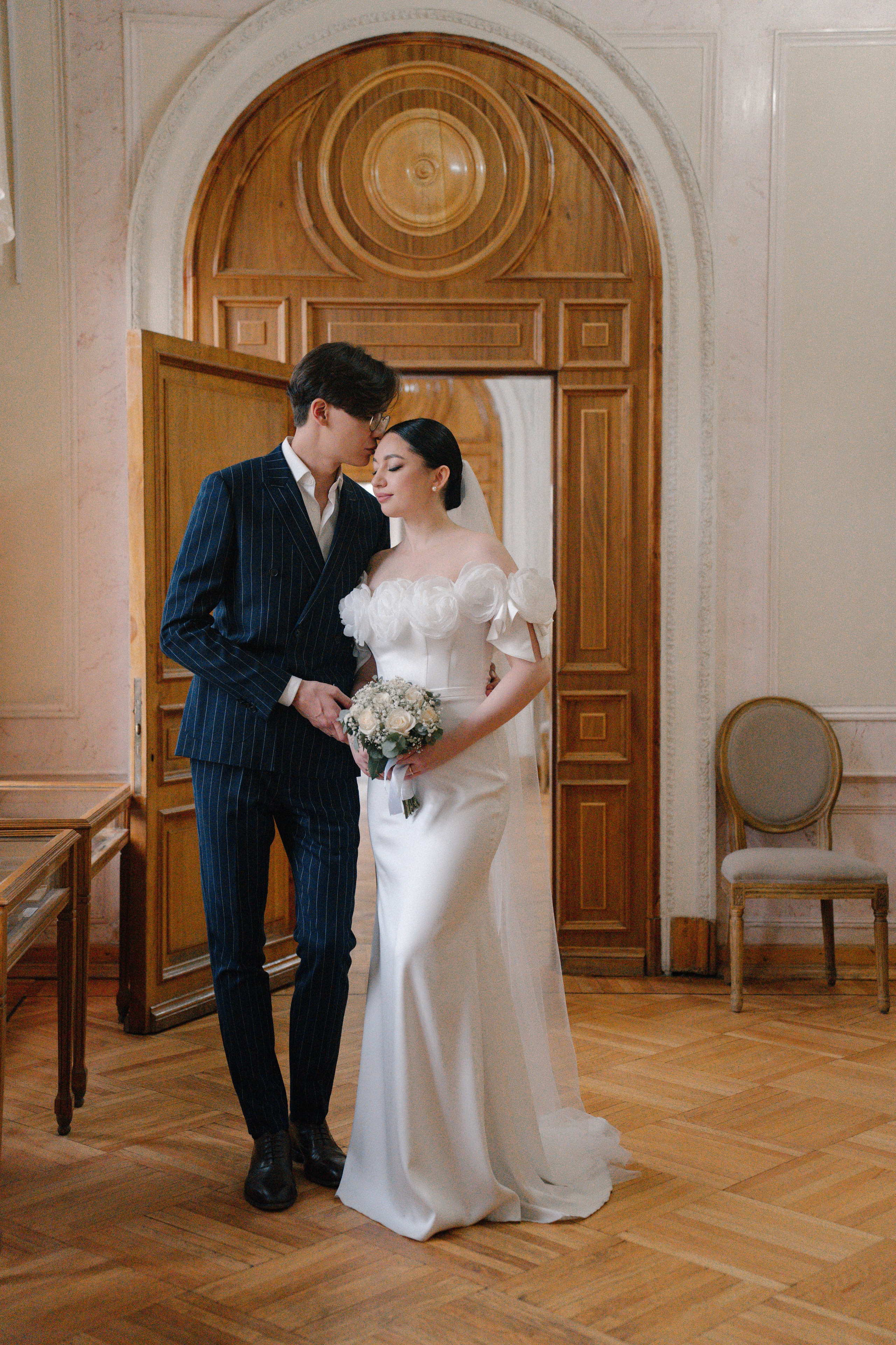 Свадебная фотосессия в Библиотеке читальне им. Пушкина