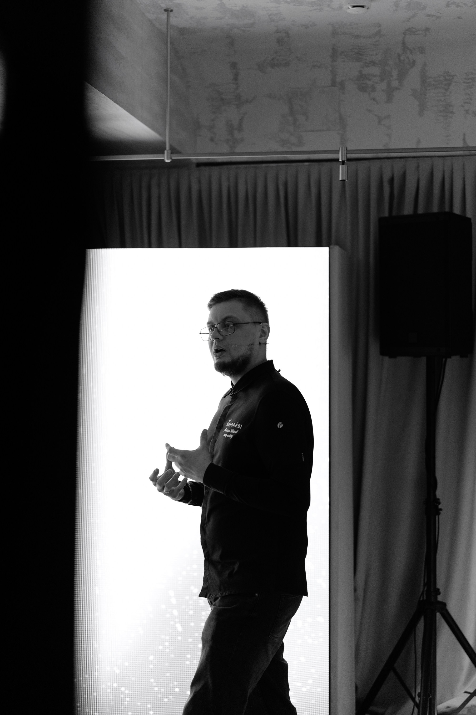 Гастроужин в р.Komorebi (may.25). Свадебный фотограф