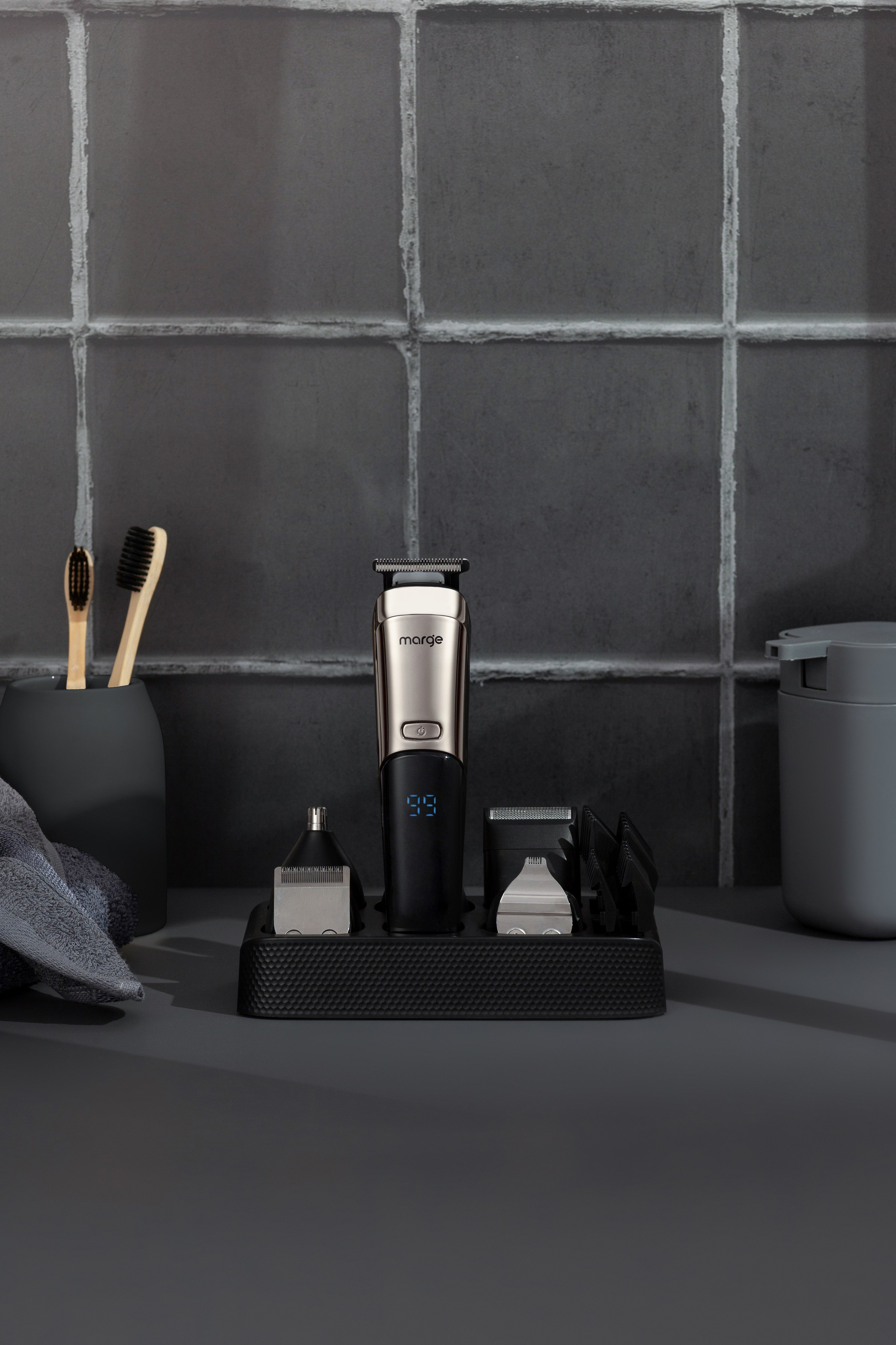 Ретушь фотографий косметических аппаратов | Студия SVITHART