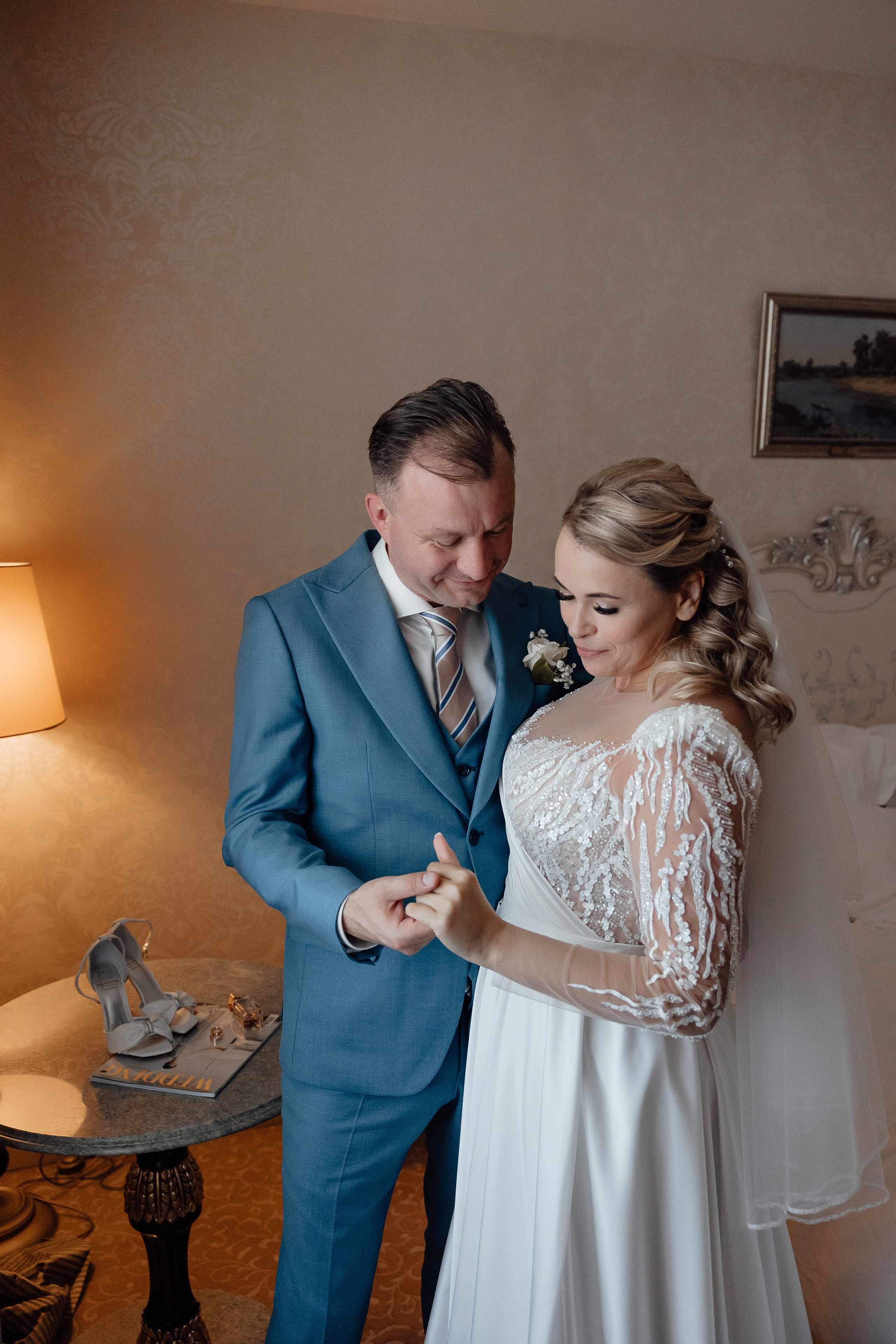 Свадебная фотосессия в Radisson Collection Hotel Moscow. Свадебный фотограф в Москве Дарья Олендарёва