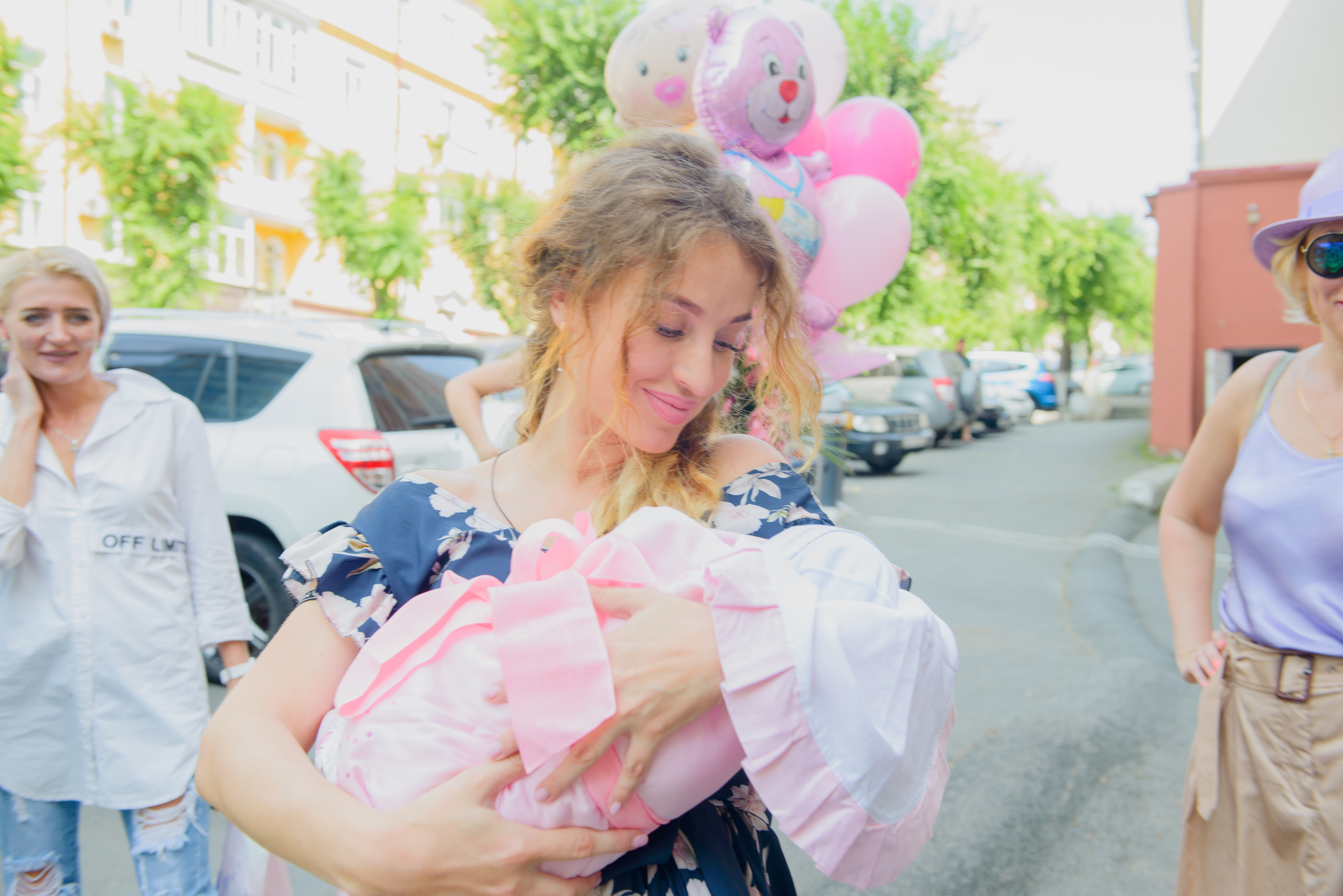 Выписка Ольги. 4 роддом. Семейный и свадебный фотограф во Владивостоке