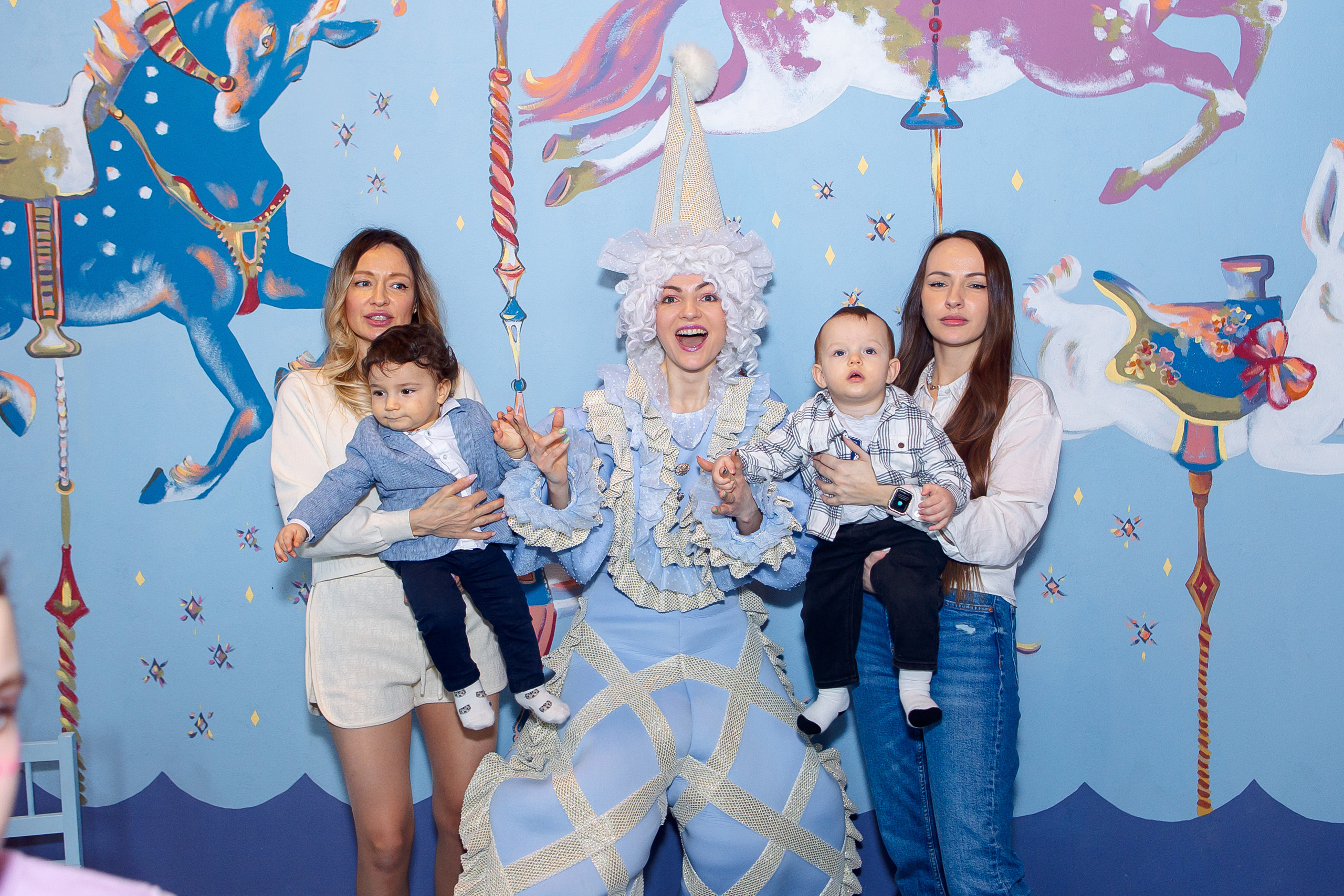 Давиду 1 годик, кафе Гранд Бублик. Семейный детский фотограф. Фотосессия в Минске