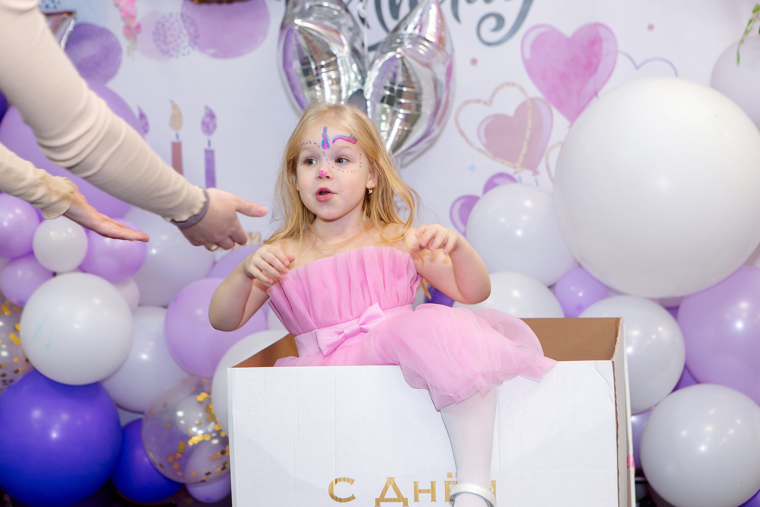 Ариша в dana kids. Семейный детский фотограф. Фотосессия в Минске