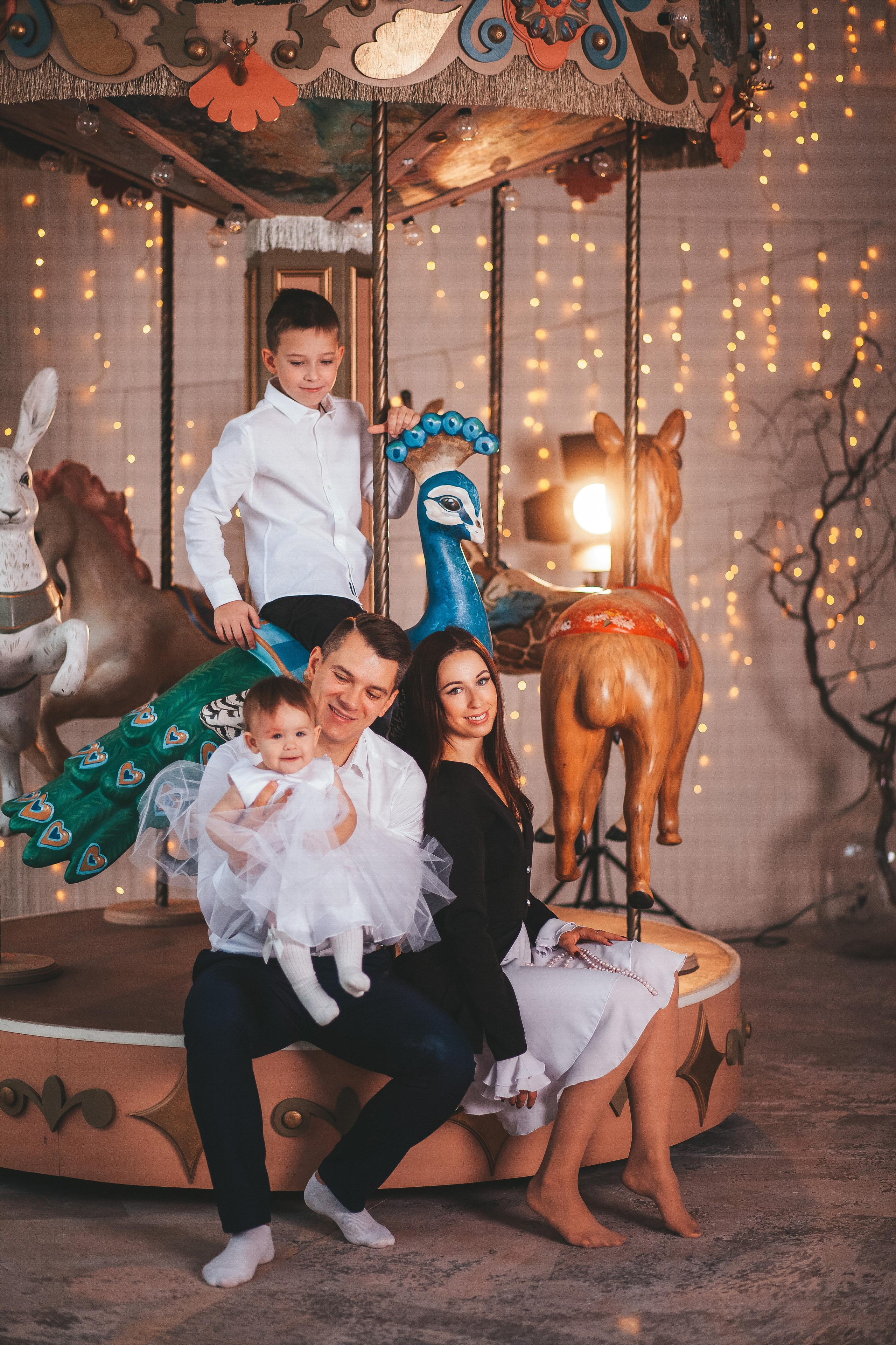 Татьяна, Денис, Платон и Василиса. Семейный фотограф в Екатеринбурге и Красноуфимске Евгения Лягаева