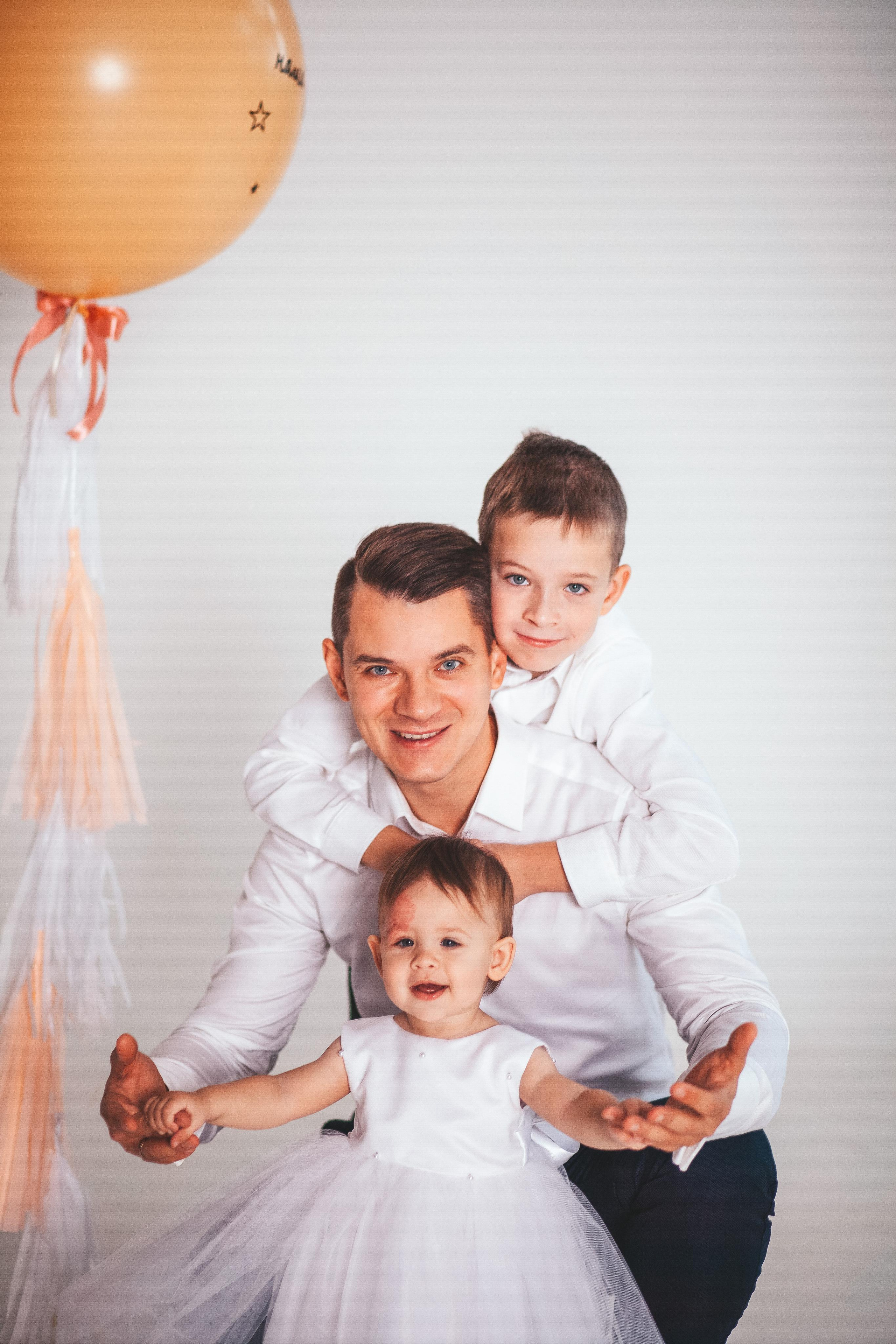 Татьяна, Денис, Платон и Василиса. Семейный фотограф в Екатеринбурге и Красноуфимске Евгения Лягаева