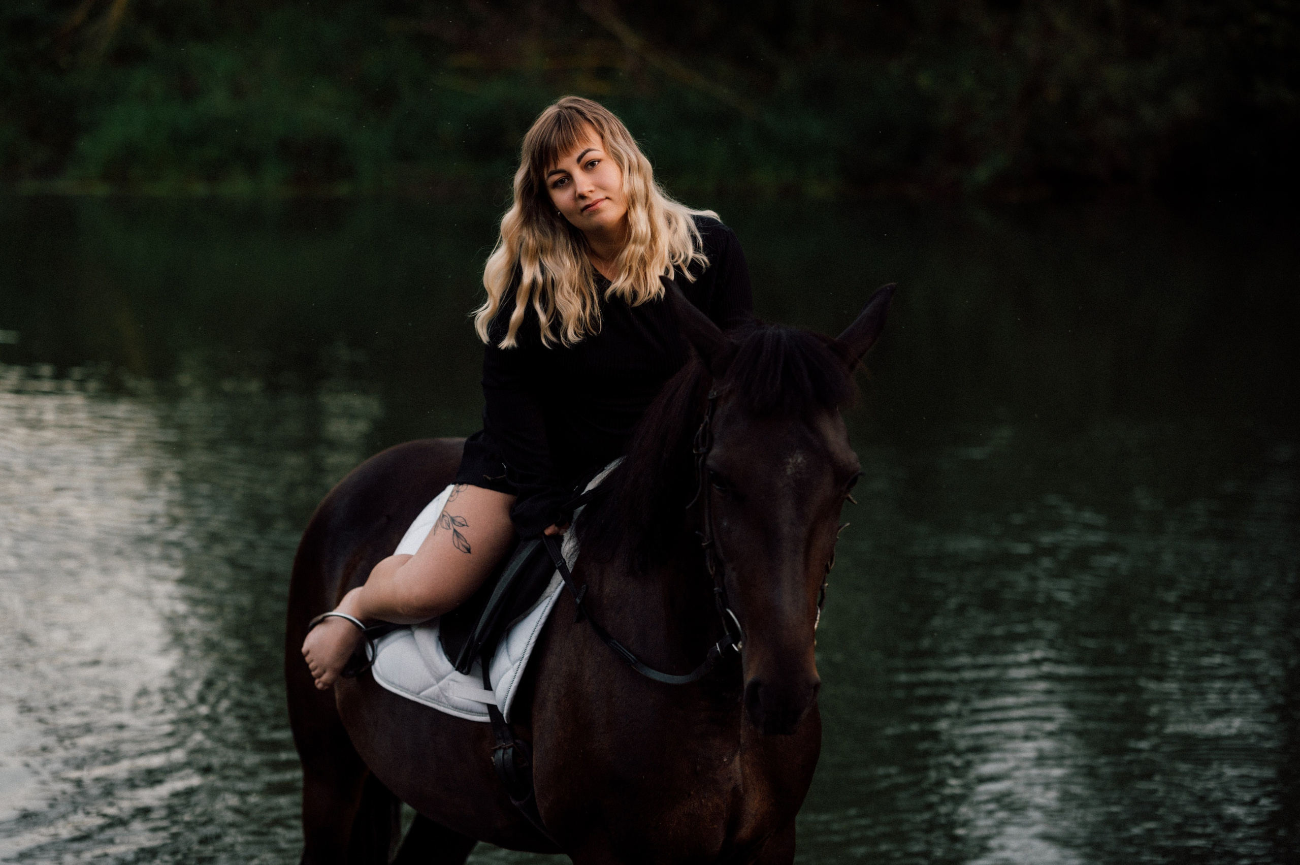 Светлана с лошадкой. Портретный, семейный, свадебный фотограф. Бизнес, контент съёмка. Тула