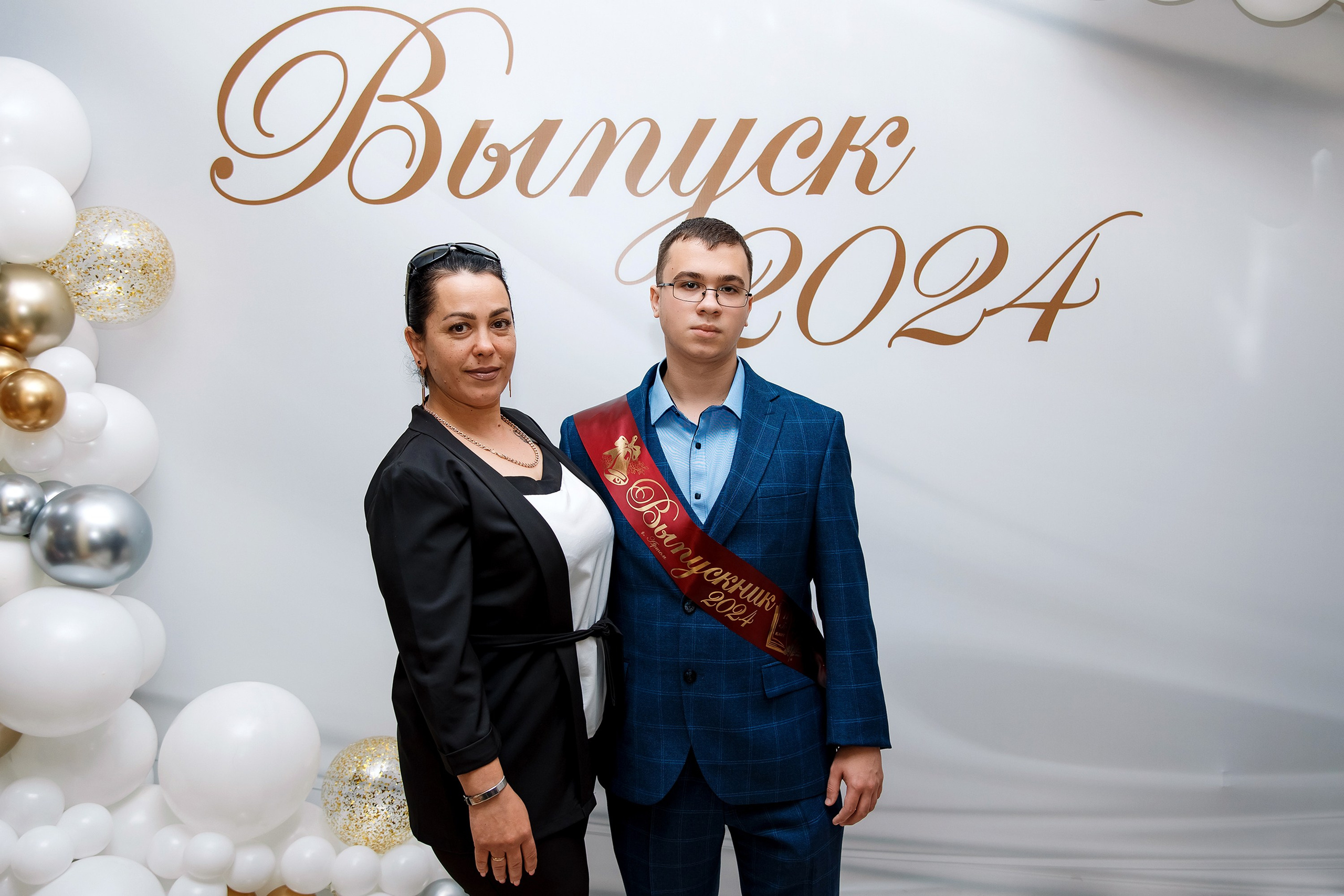 11 класс Последний звонок. Фотограф Любовь Корниенко, Примоский край