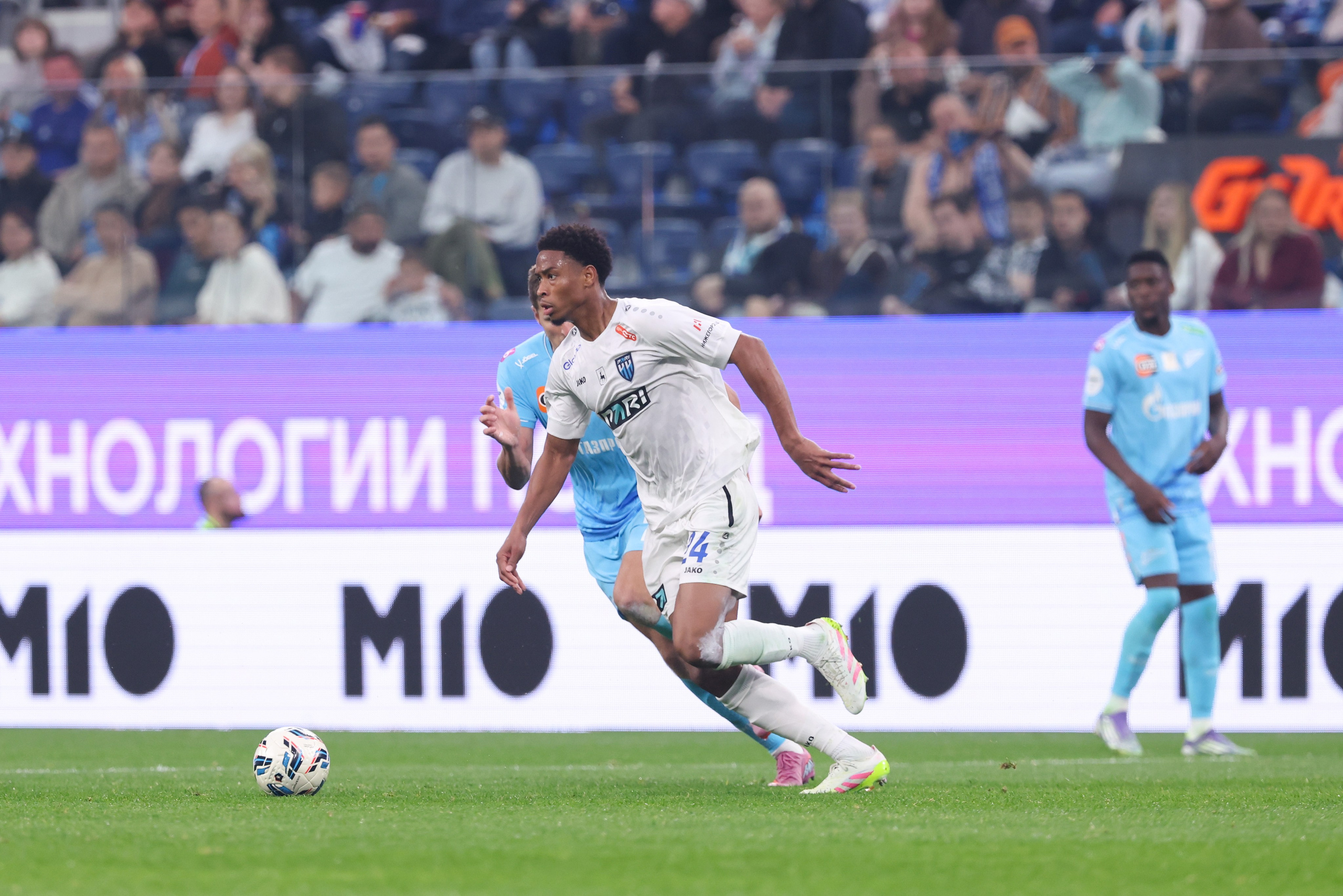 ФК «Зенит» — ФК «Пари НН» 30.08.2025. Спортивный и репортажный фотограф Антон Тереханов