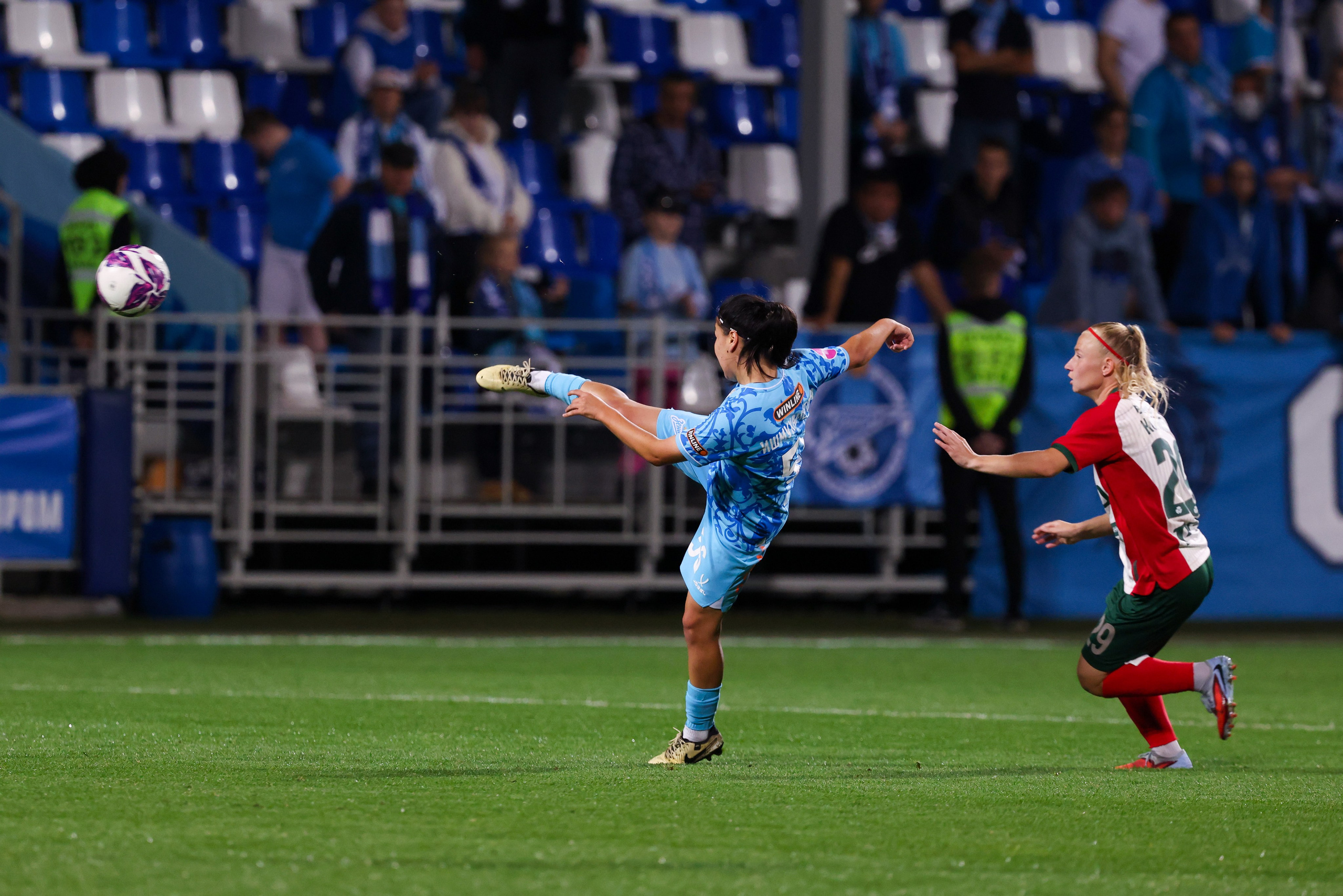 ЖФК «Зенит» — ЖФК «Локомотив» Москва Winline Кубок России 13.09.2025. Спортивный и репортажный фотограф Антон Тереханов