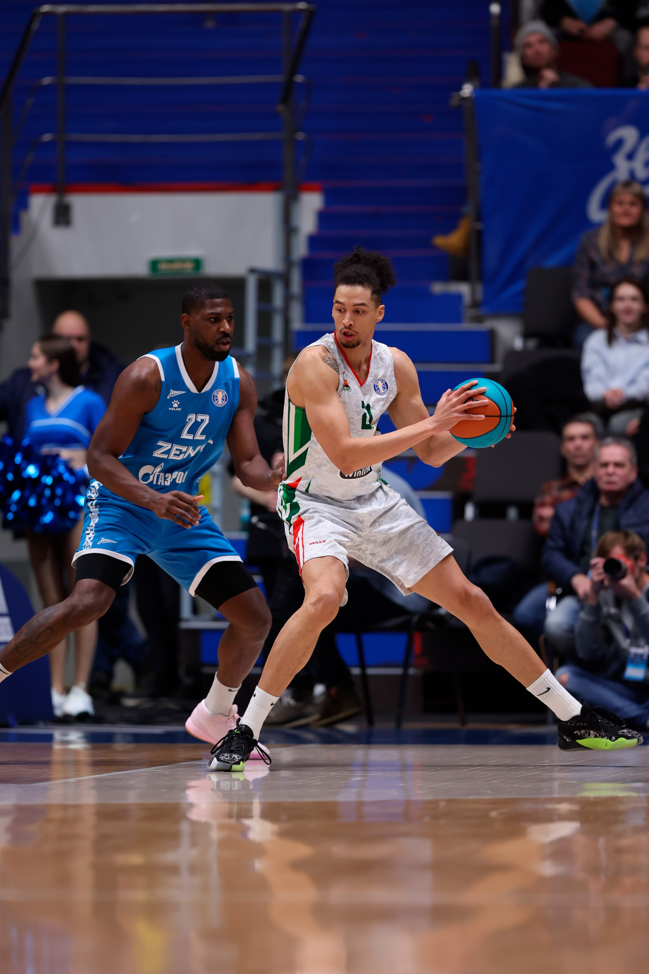 БК Зенит — БК Уникс 13.02.2025. Спортивный и репортажный фотограф Антон Тереханов