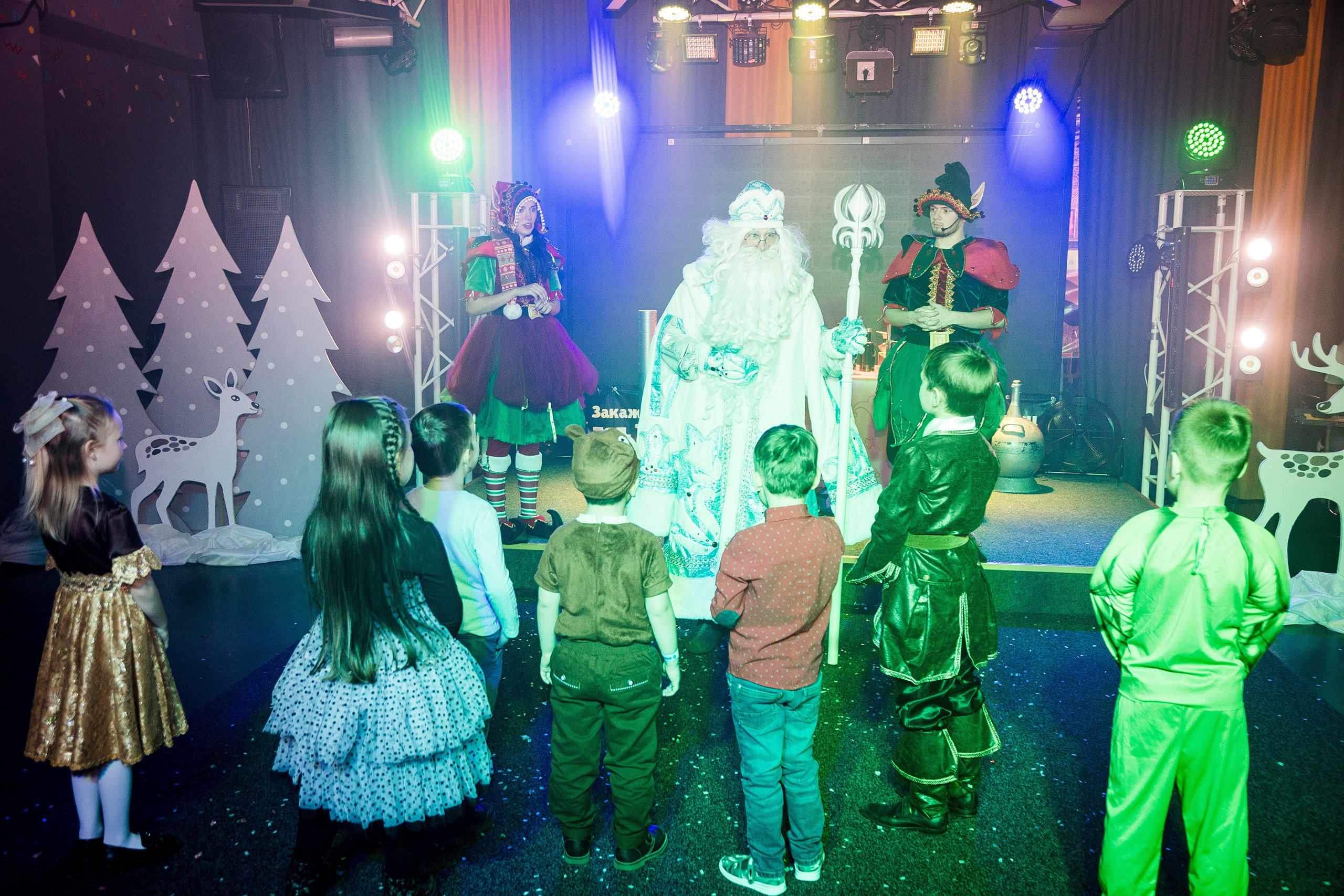 Новогодние утренники. Детский фотограф видеограф в Хабаровске Михаил Орлов