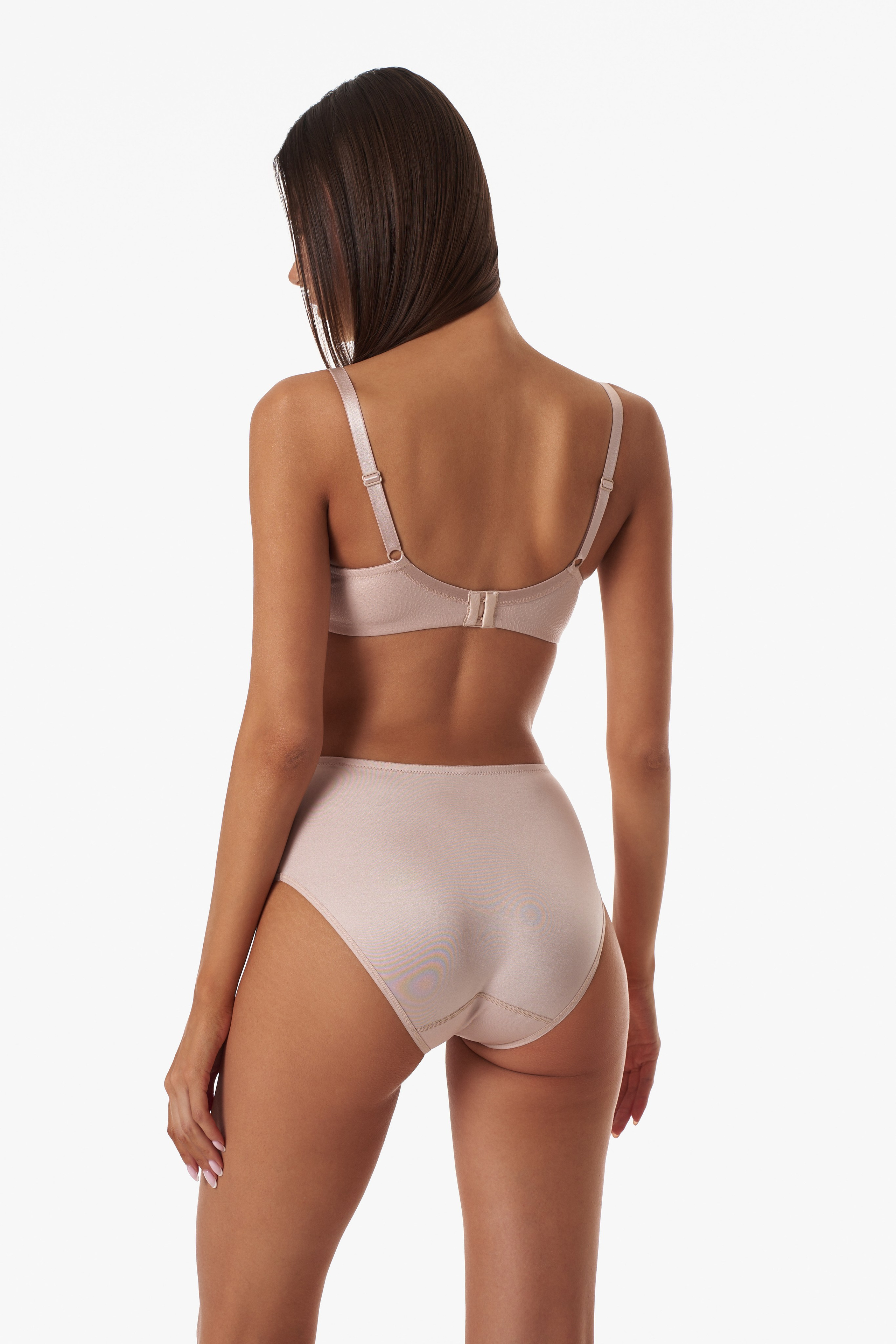 Milady | Каталог. Фотограф Марина Голубева, Минск. Съемка для брендов, реклама