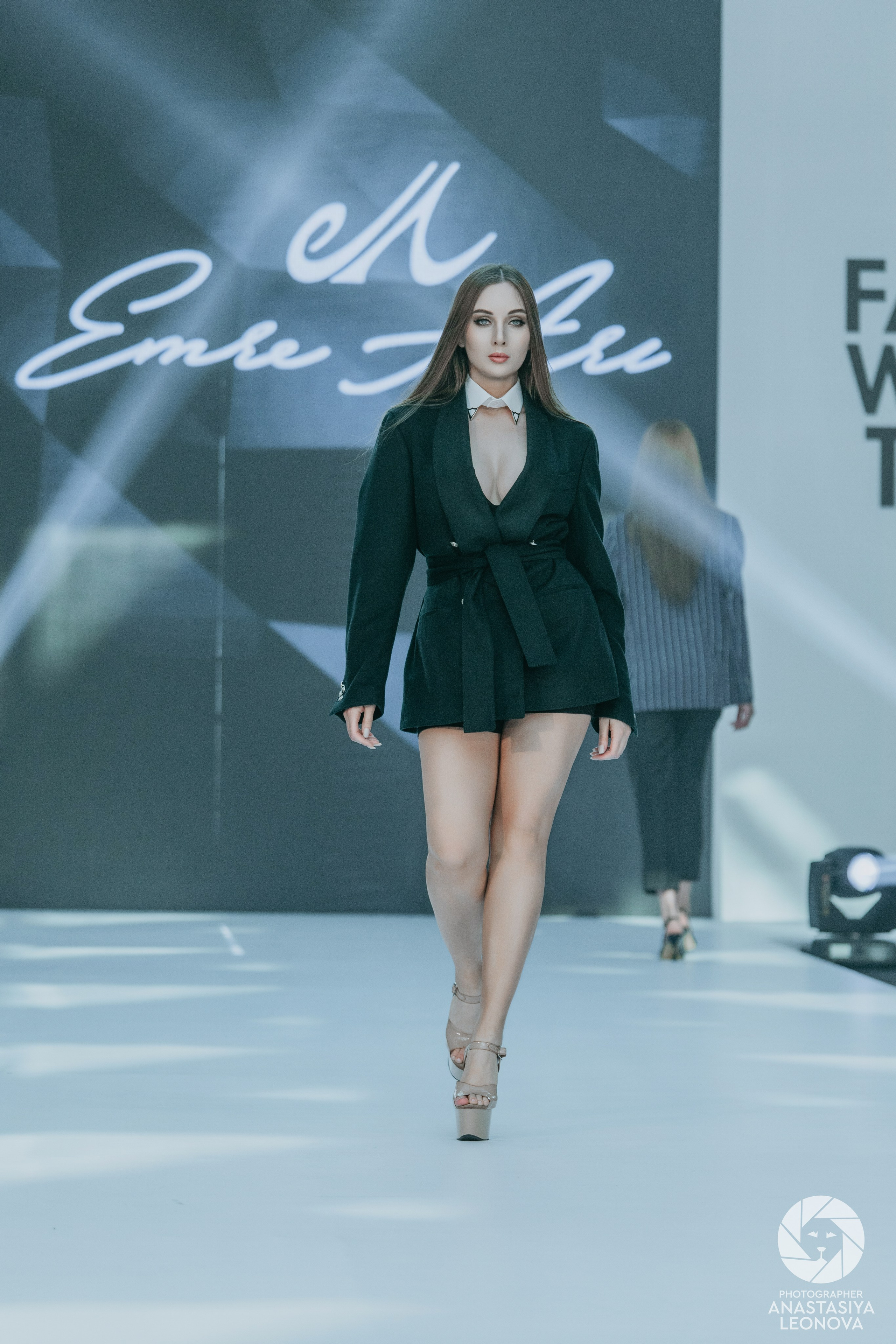 Fashion Week Türkiye [spring, 2025]. Anastasia Leonowa