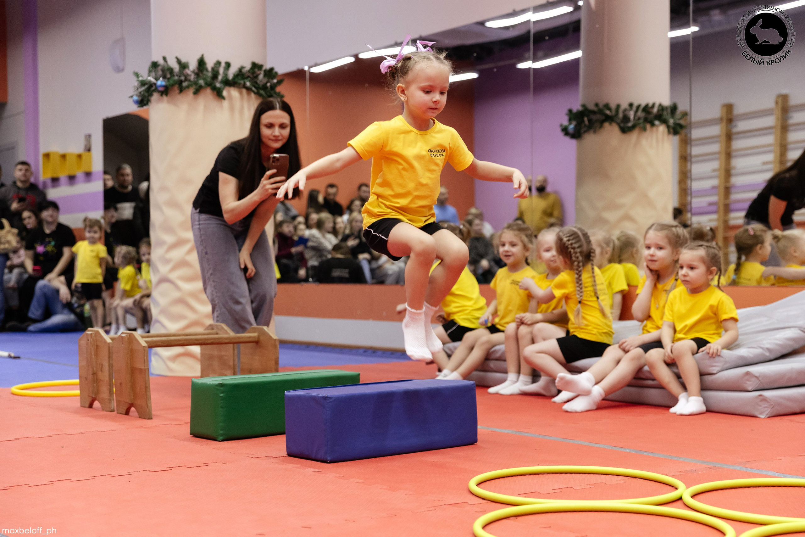 Белый кролик. Соревнования. Семейный фотограф — Макс Белогрудов