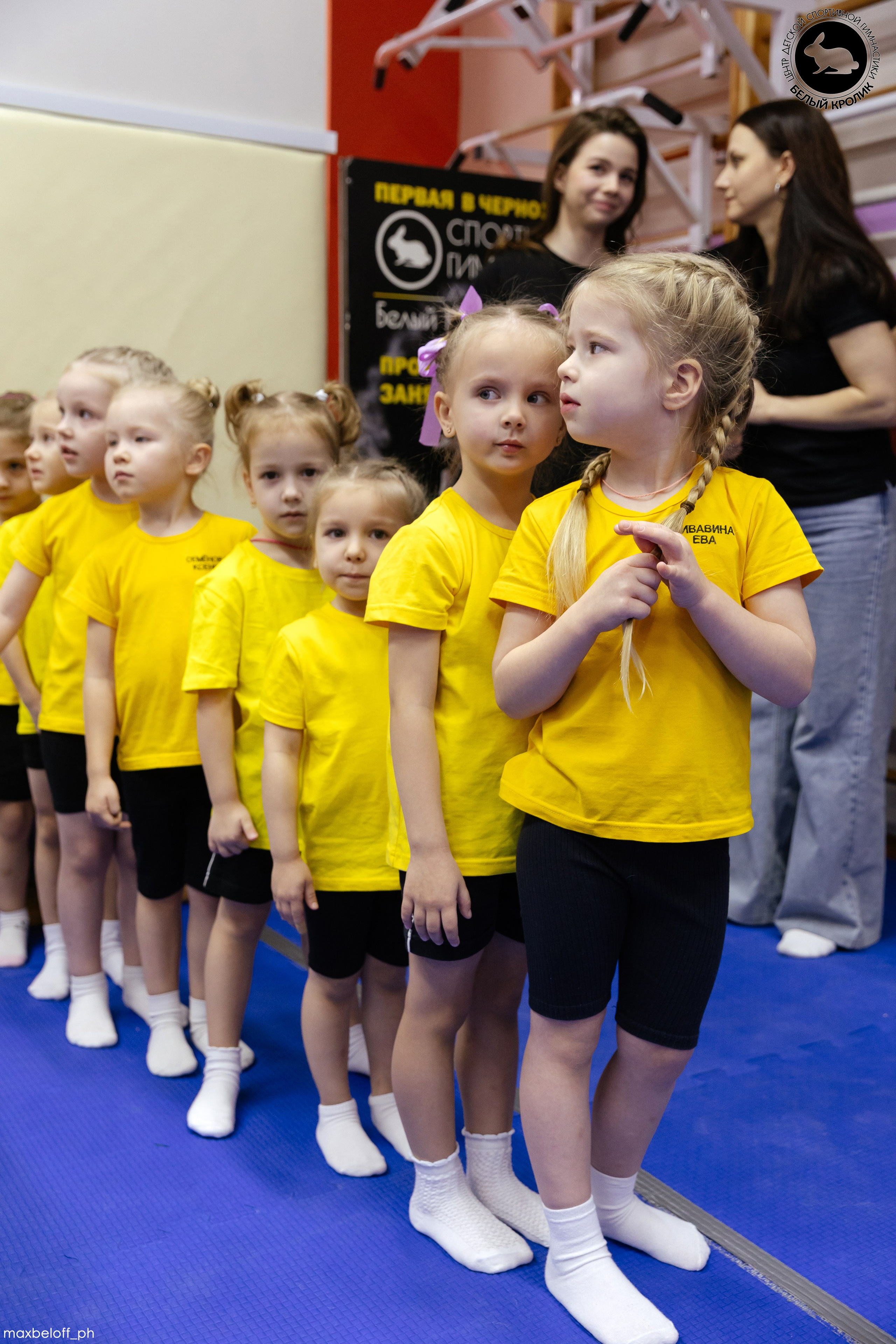 Белый кролик. Соревнования. Семейный фотограф — Макс Белогрудов