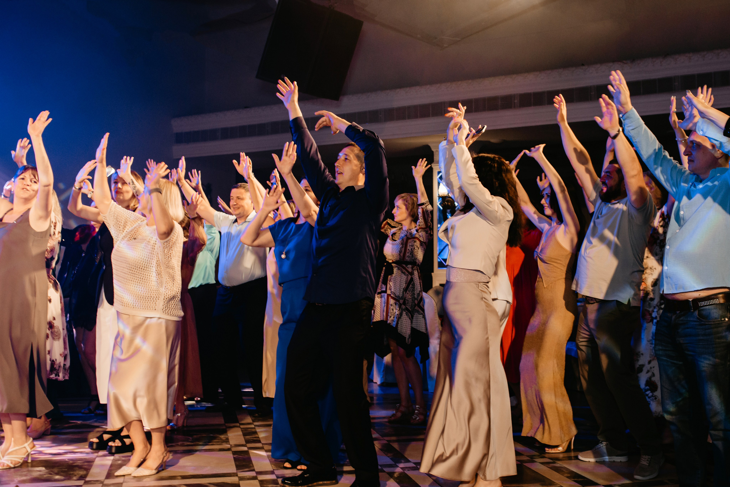 Выпускной 2025 (9класс) 124 школа. Фотограф в Челябинске Ополихина Анна