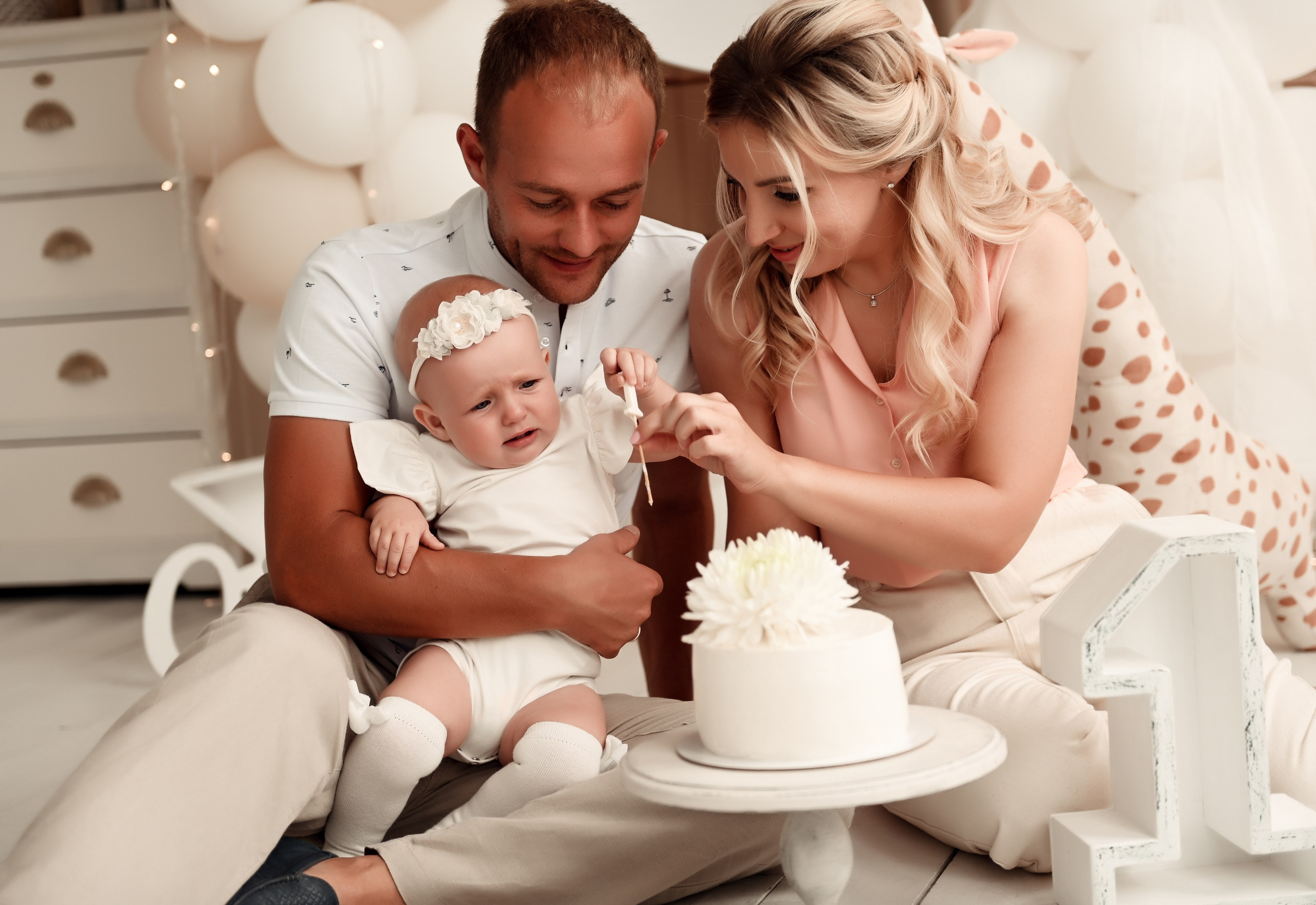 Семейная на 1 годик. Свадебный, семейный, детский, контент фотограф в Омске Максим Ильин