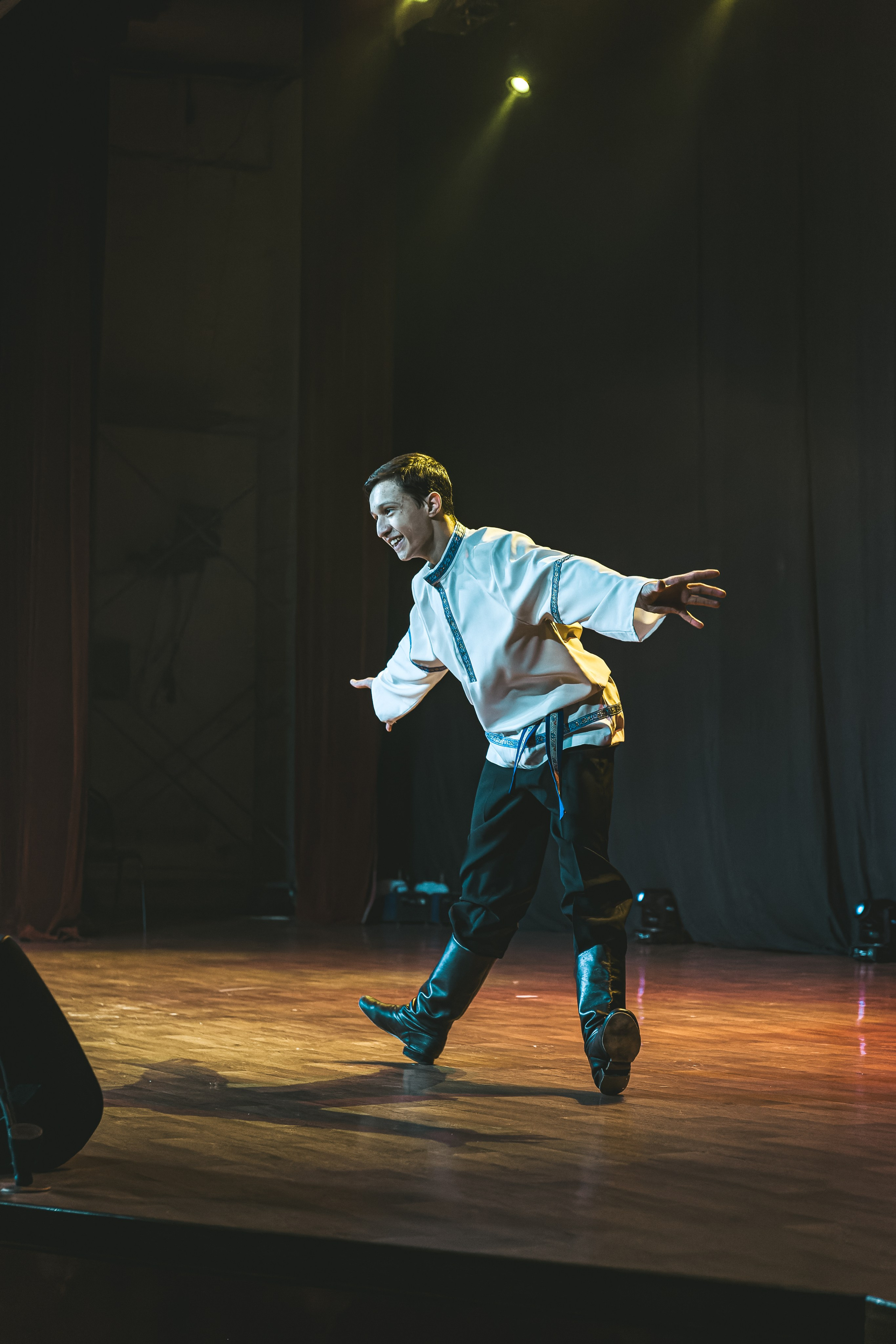 СмолГУ — Зеленое Яблоко — 2023. Танец. KiPPER Gallery — Фотограф