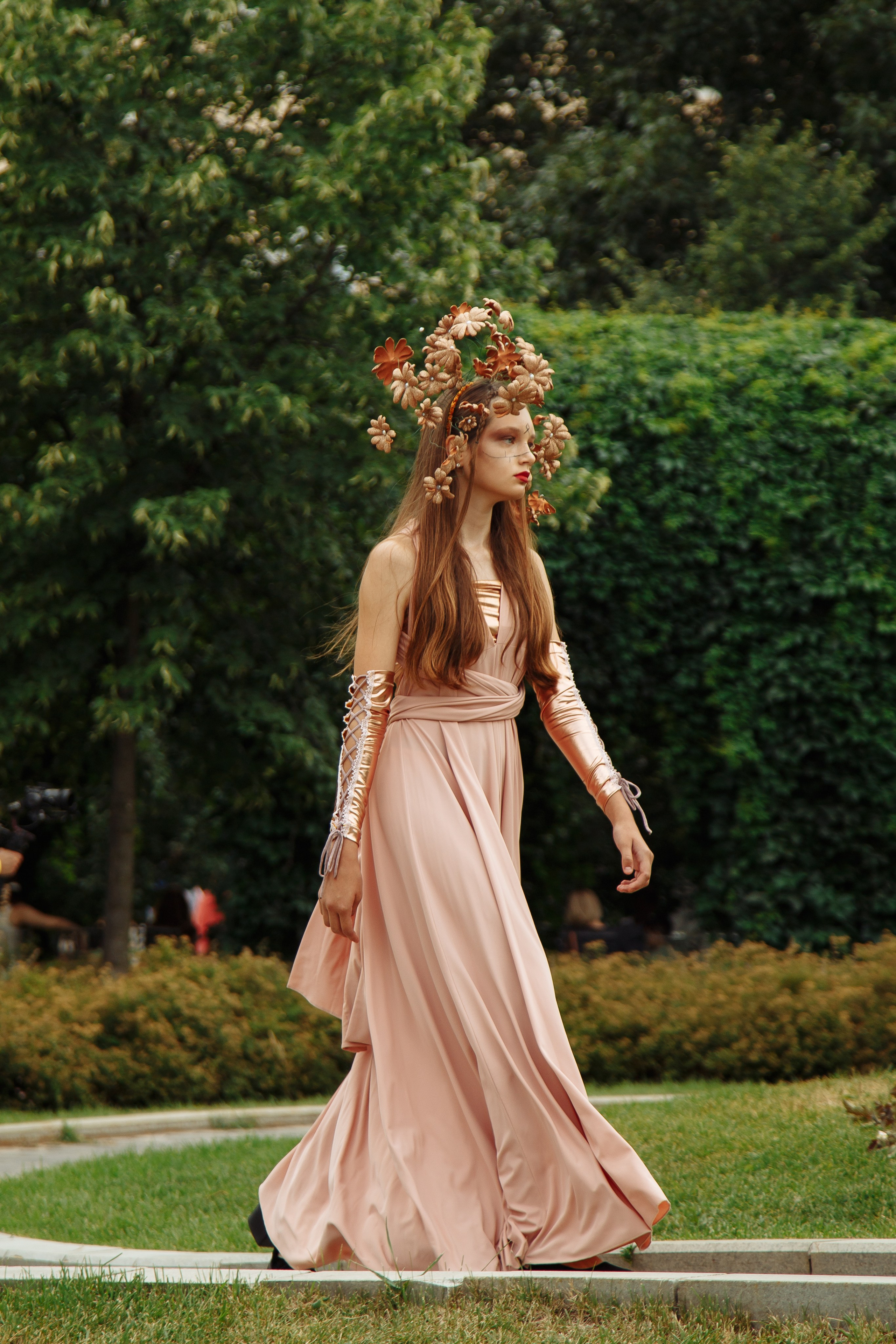 Зеленый подиум. Свадебный Семейный Репортажный фотограф в Москве