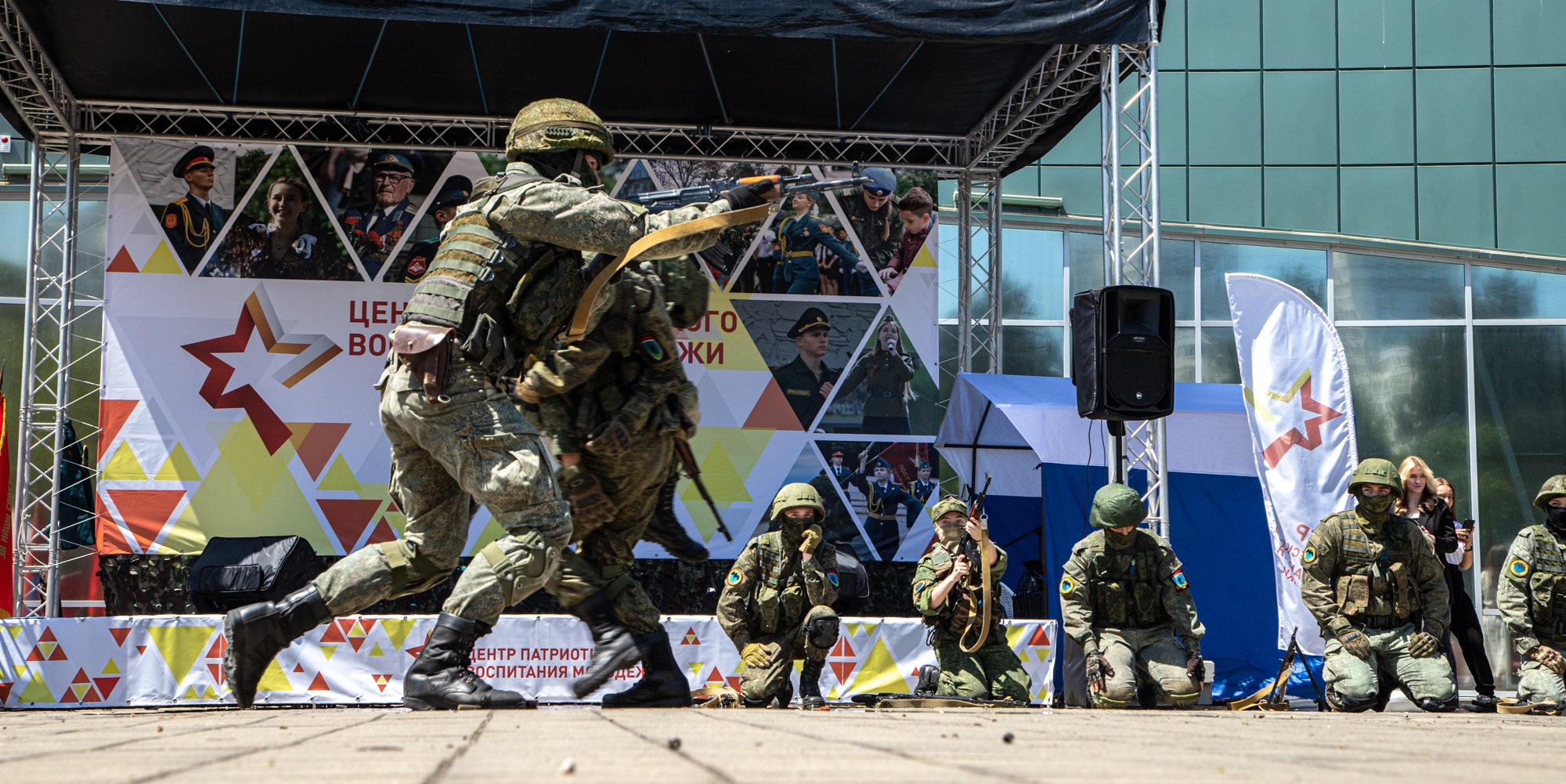 Патриотический фестиваль «Наследие». Репортажный, промышленный и маркетплейс-фотограф Дмитрий Чернат