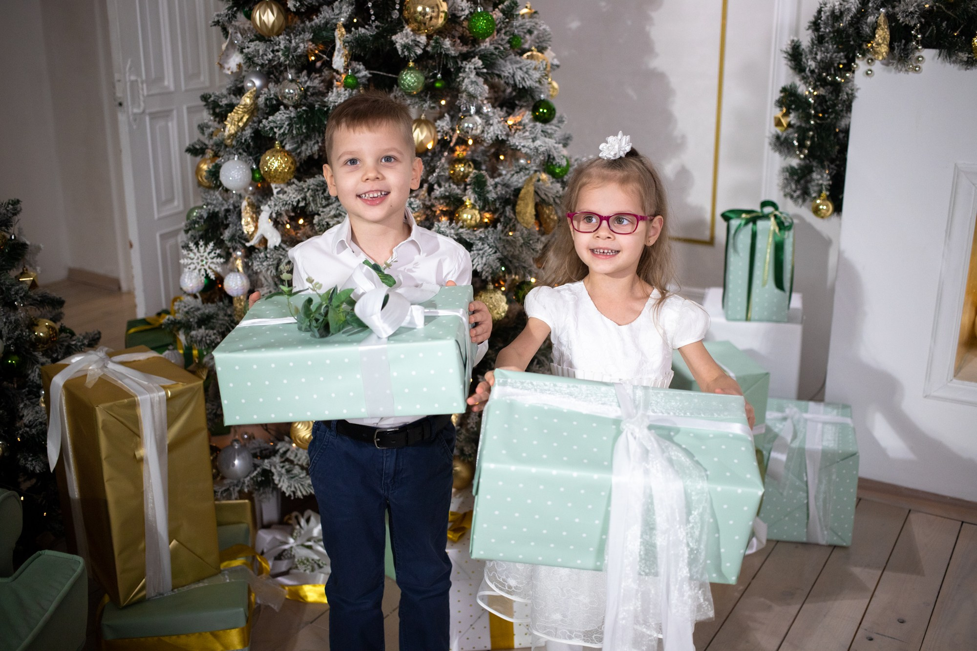 Семейная съёмка Новый Год. Репортажный, промышленный и маркетплейс-фотограф Дмитрий Чернат