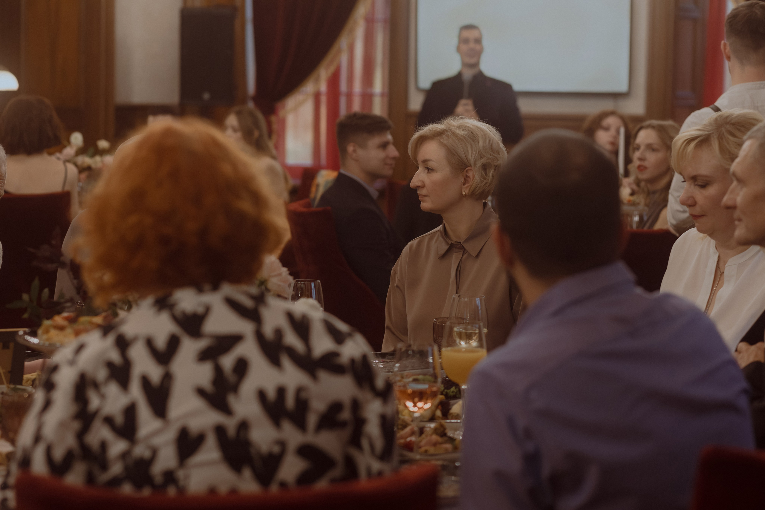 Welcome back to your own dinner party. Фотограф Лия Козловская Минск