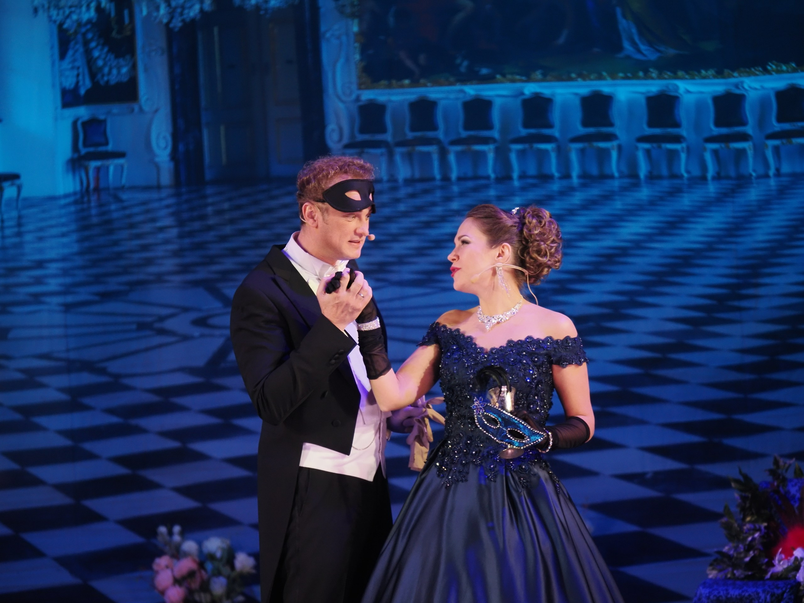 «БУФФ-ПАРАДИЗ» Летучая мышь (в Нск). Портретный и спортивный фотограф в Новосибирске и Твери Кононов Алексей