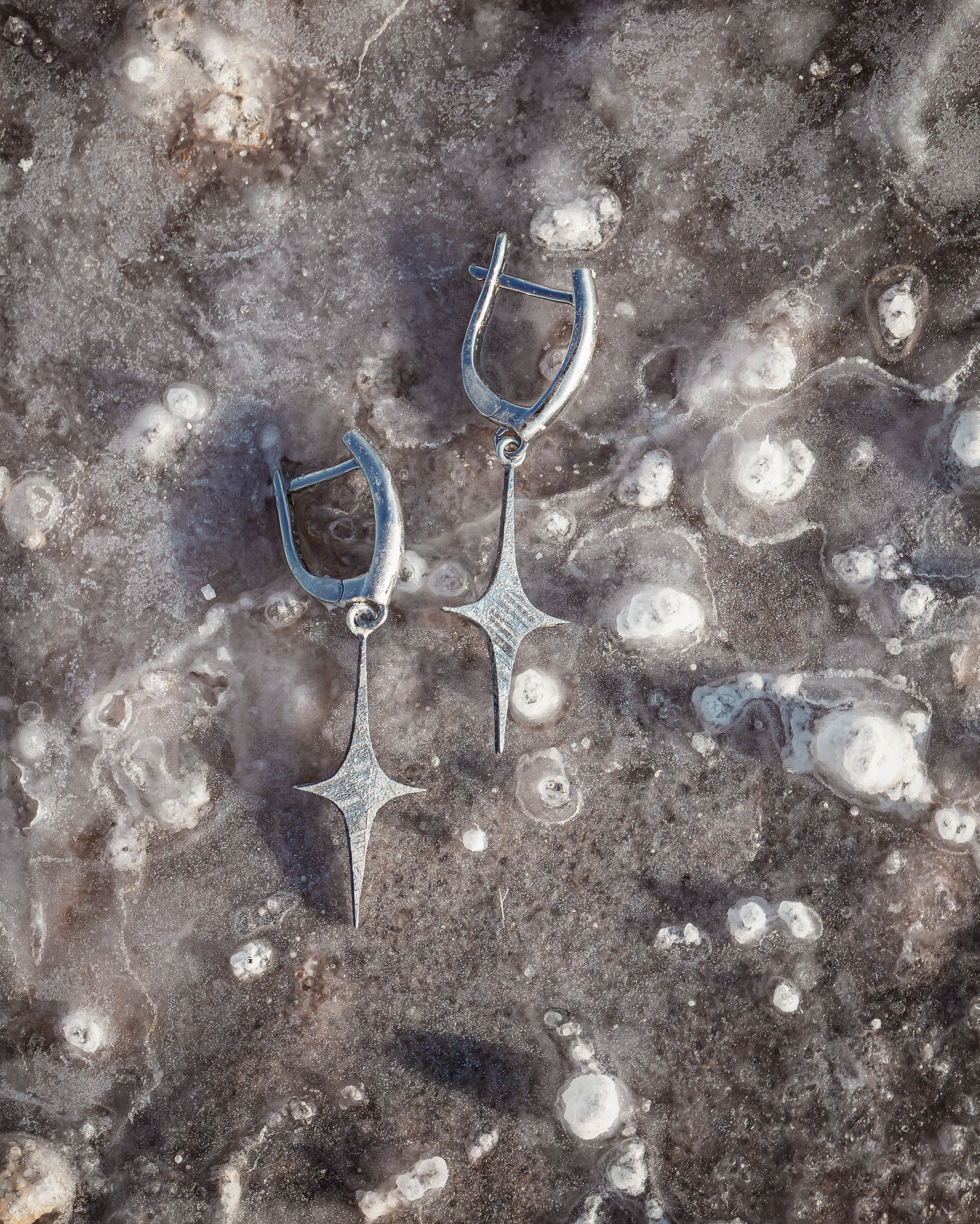 Campaign for MADE IN COSMOS. Photographer Anna Arzamastseva