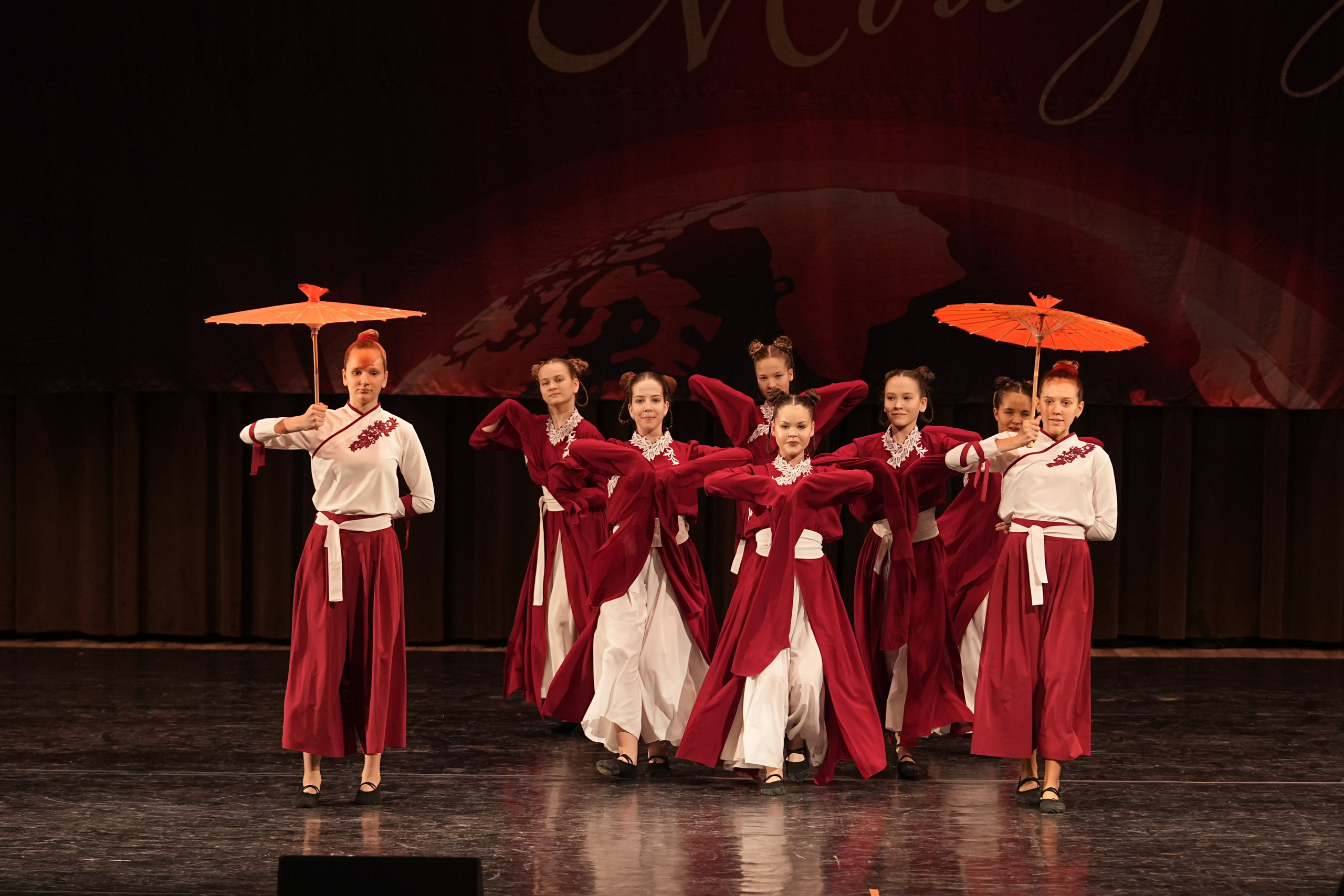 7 декабря, блок 1, г. Москва. Золотое яблочко