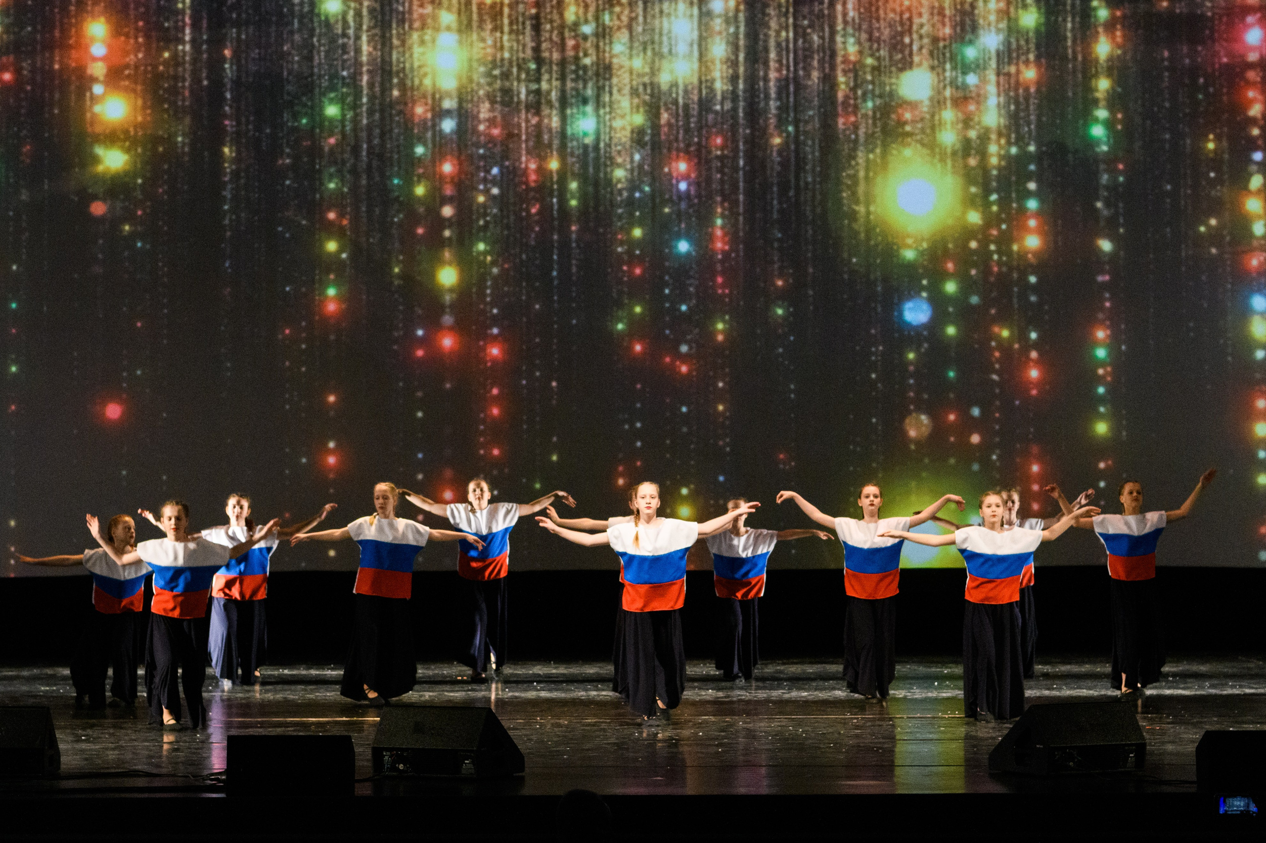 23 апреля, часть 2, БКЗ Октябрьский, г. Санкт-Петербург. Золотое яблочко