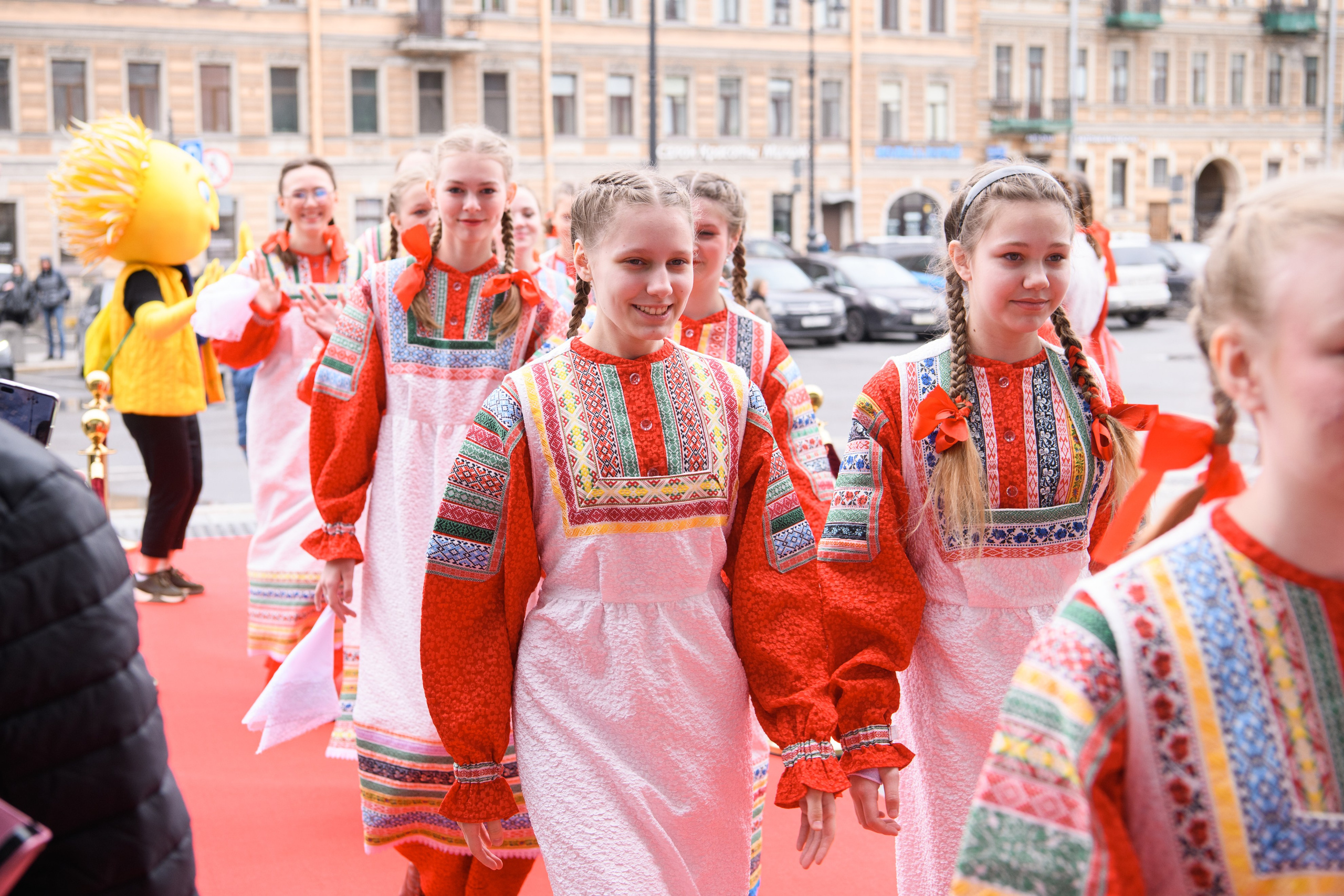 23 апреля, часть 1, БКЗ Октябрьский, г. Санкт-Петербург. Золотое яблочко